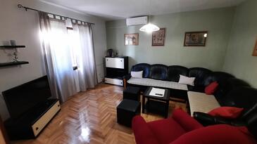 Kraj, Sala de estar in the apartment, air condition available y WiFi.