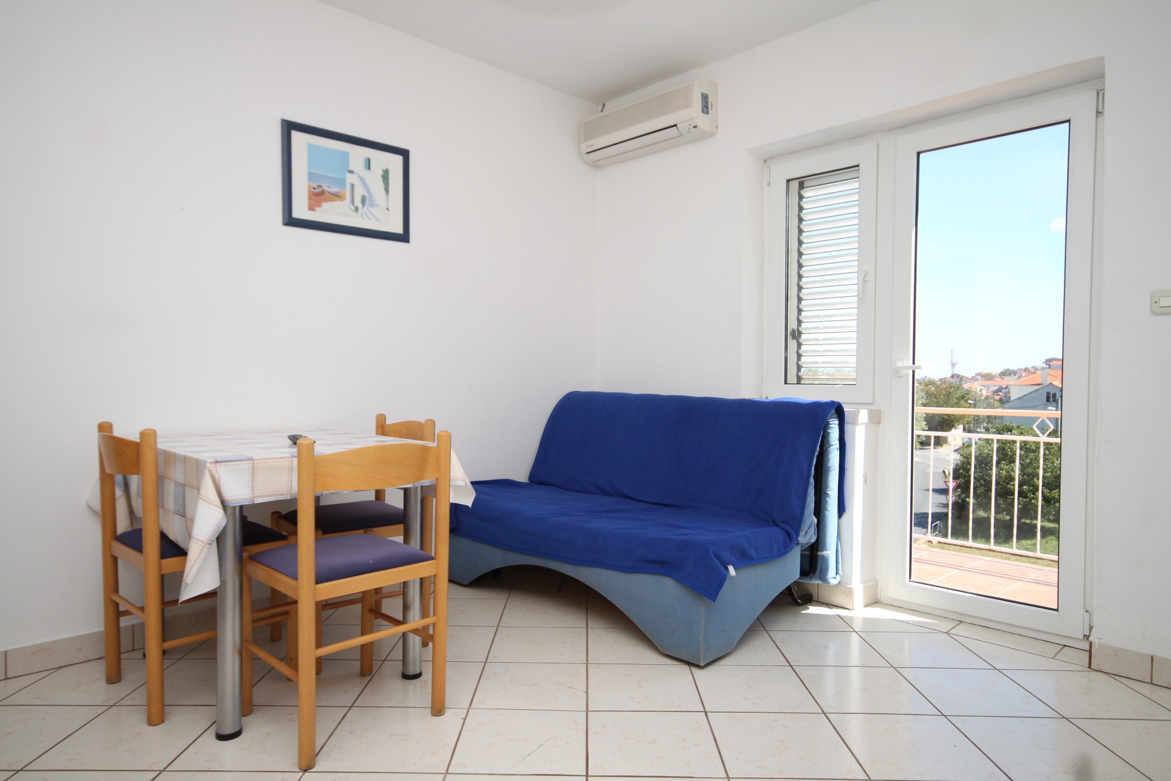 One bedroom apartment near beach Tkon (Pašman) (A-8377-b)