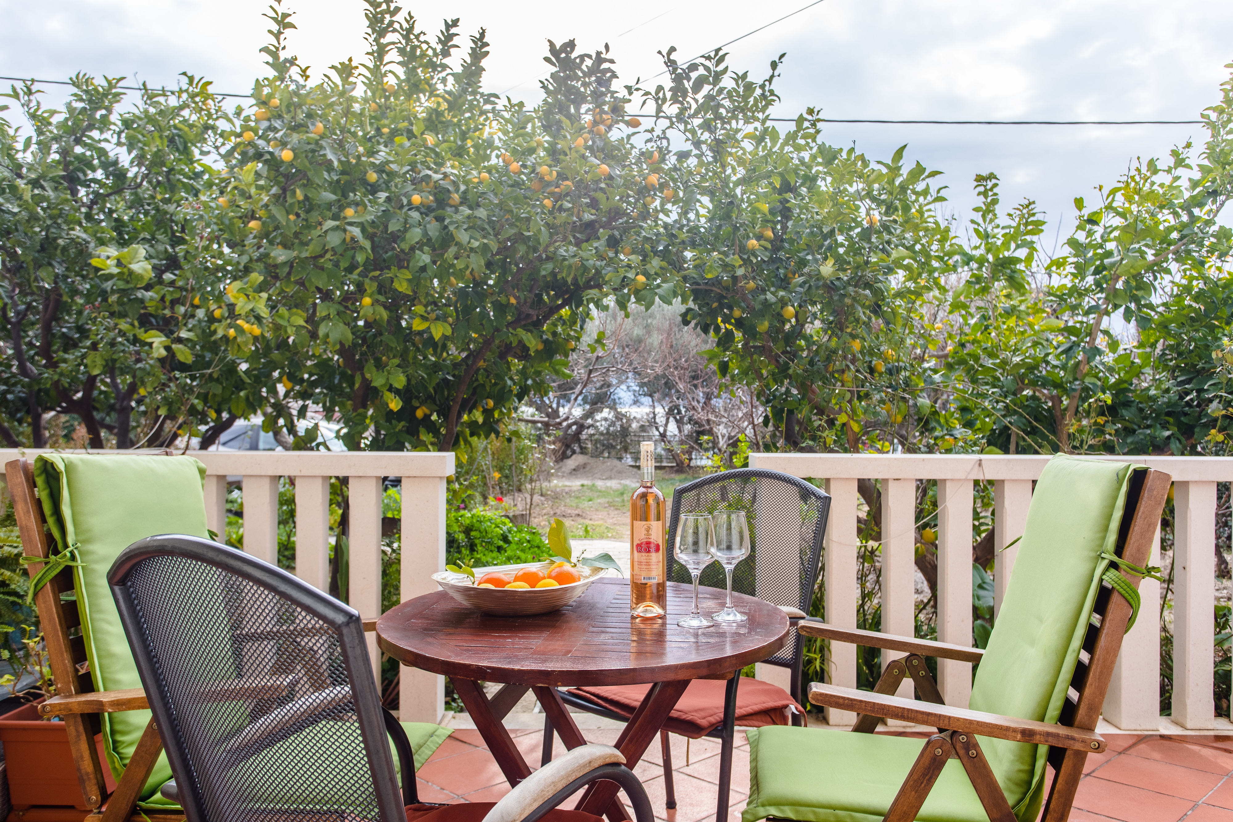 One bedroom apartment near beach Duće, Omiš (A-8378-a)