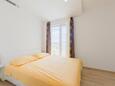 Bedroom Duće, Bedroom in the apartment, air condition available and WiFi.