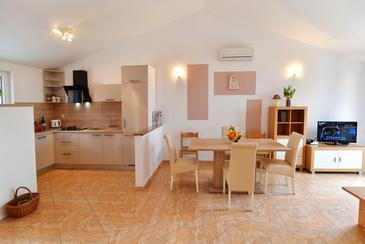 Jedilnica Preko, Jedilnica v nastanitvi vrste apartment, dostopna klima in WiFi.