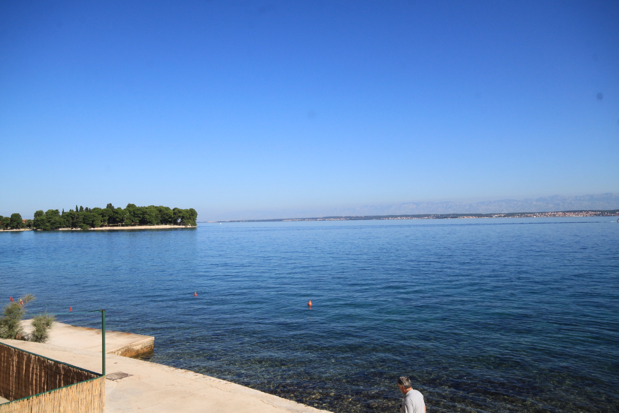 One bedroom apartment near beach Preko, Ugljan  A-a