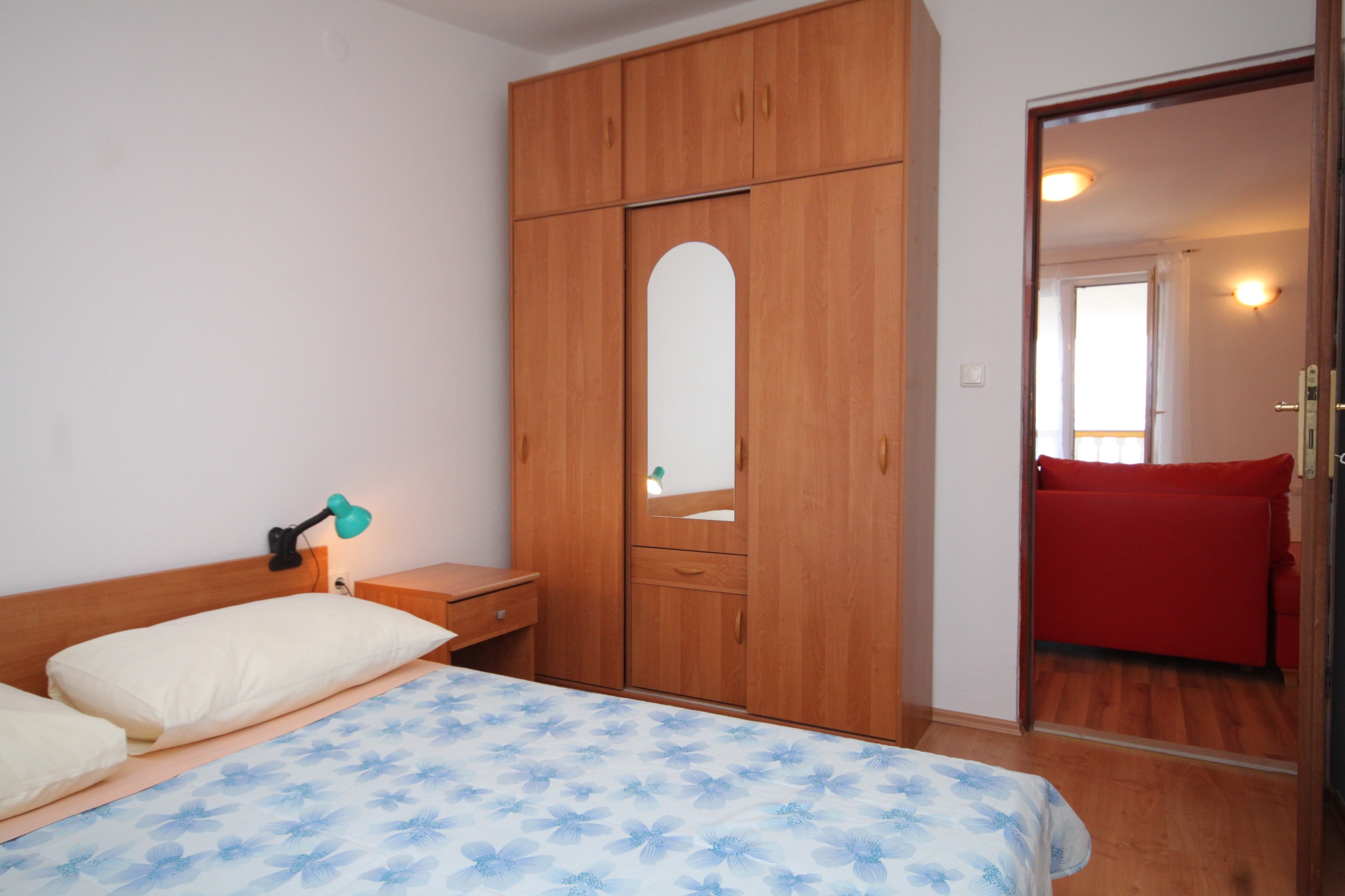 Three bedroom apartment near beach Preko, Ugljan  A-c