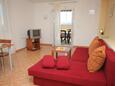 Preko, Living room in the apartment, air condition available, (pet friendly) and WiFi.