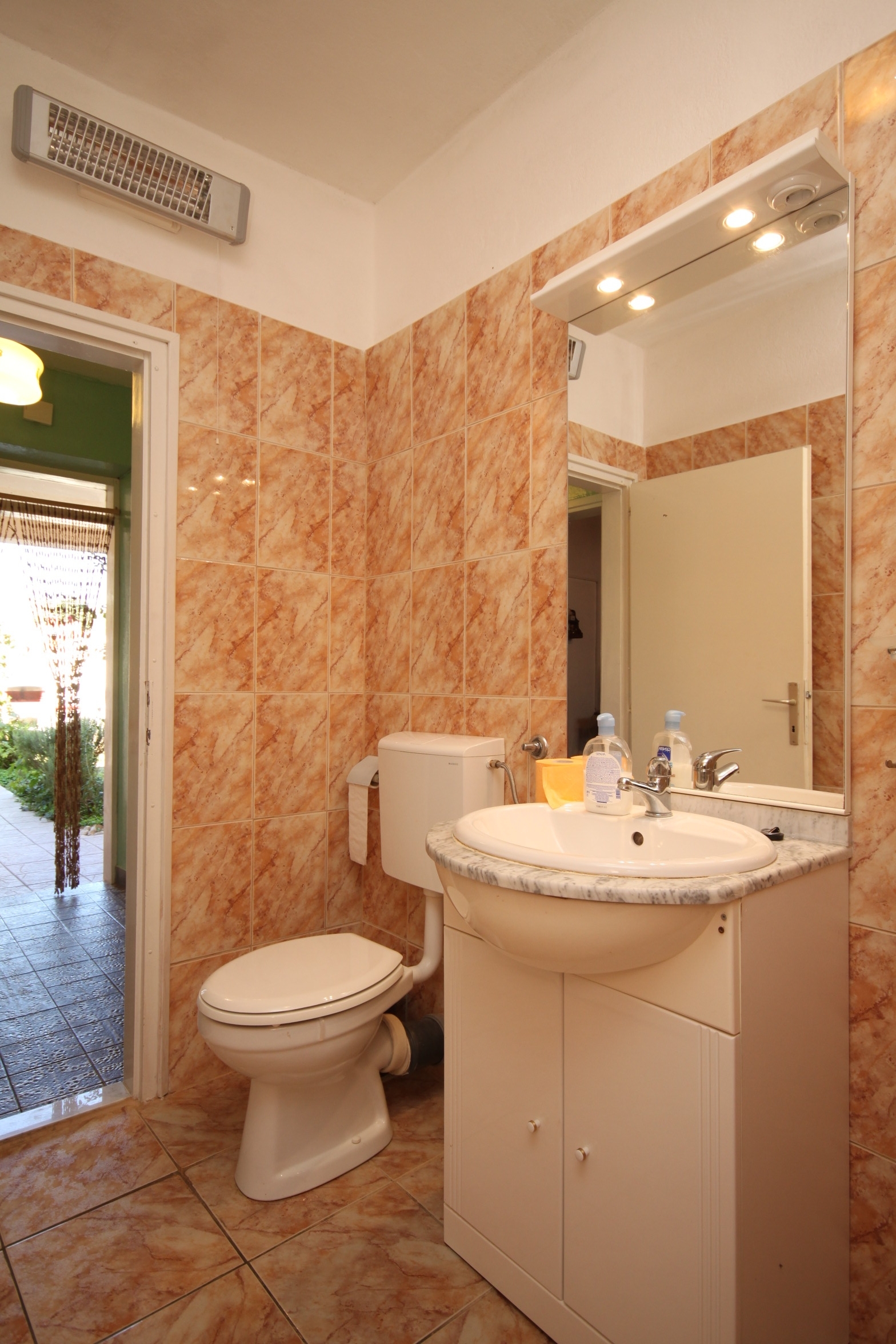 Four bedroom house with terrace Lukoran, Ugljan  K
