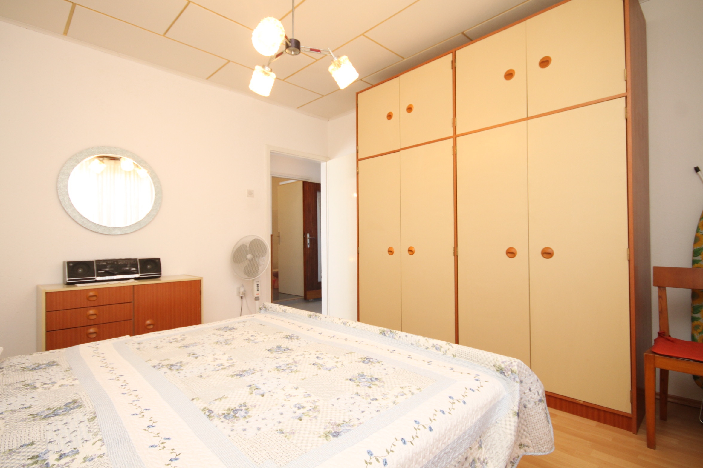 Four bedroom house with terrace Lukoran, Ugljan  K