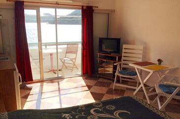 Pasadur, Comedor in the studio-apartment, air condition available y WiFi.