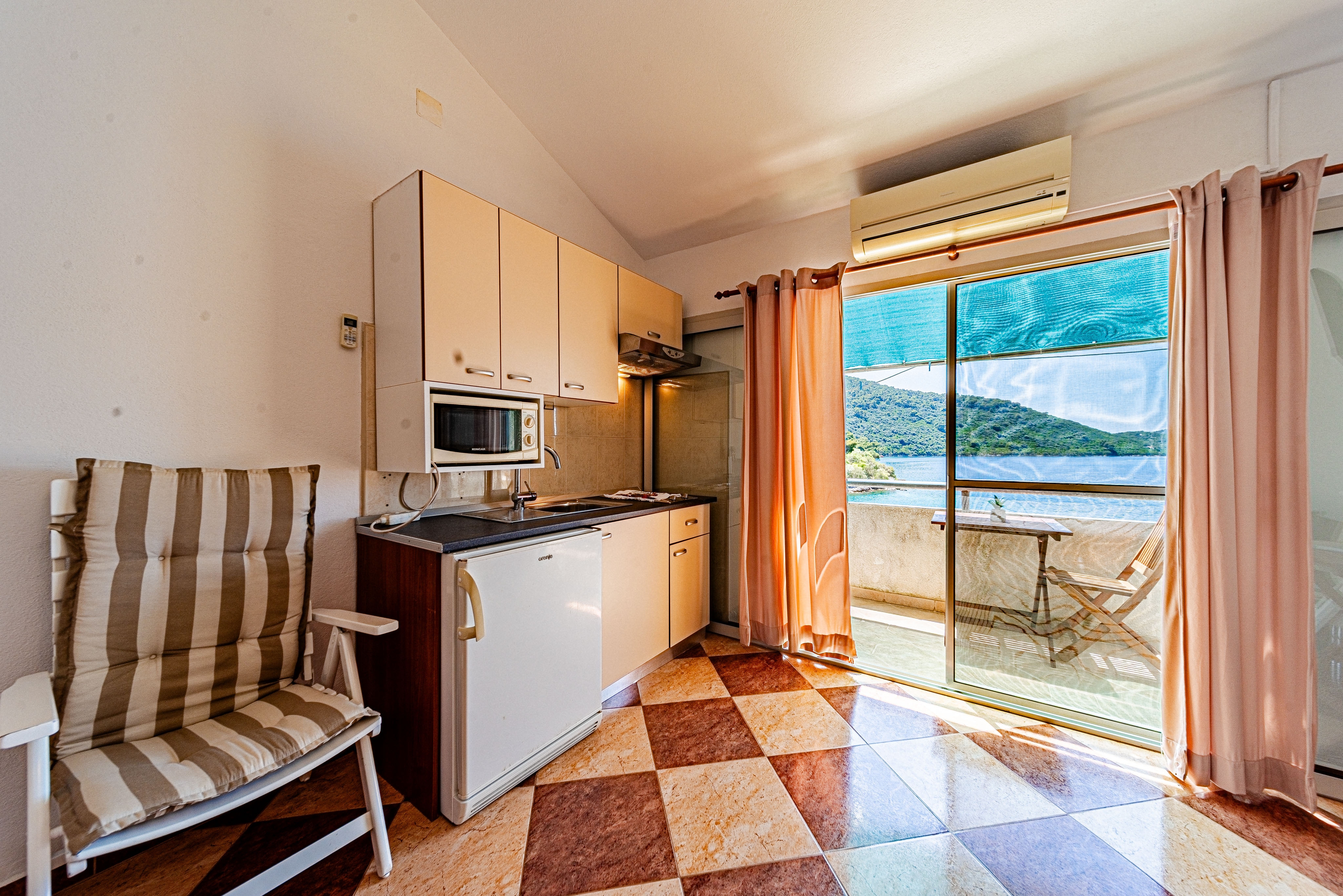 Top Lastovo Pasadur Top Lastovo Pasadur