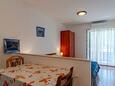 Pasadur, Comedor in the studio-apartment, (pet friendly) y WiFi.