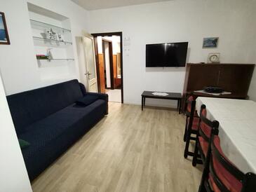 Lukoran, Jídelna v ubytování typu apartment, s klimatizací a WiFi.