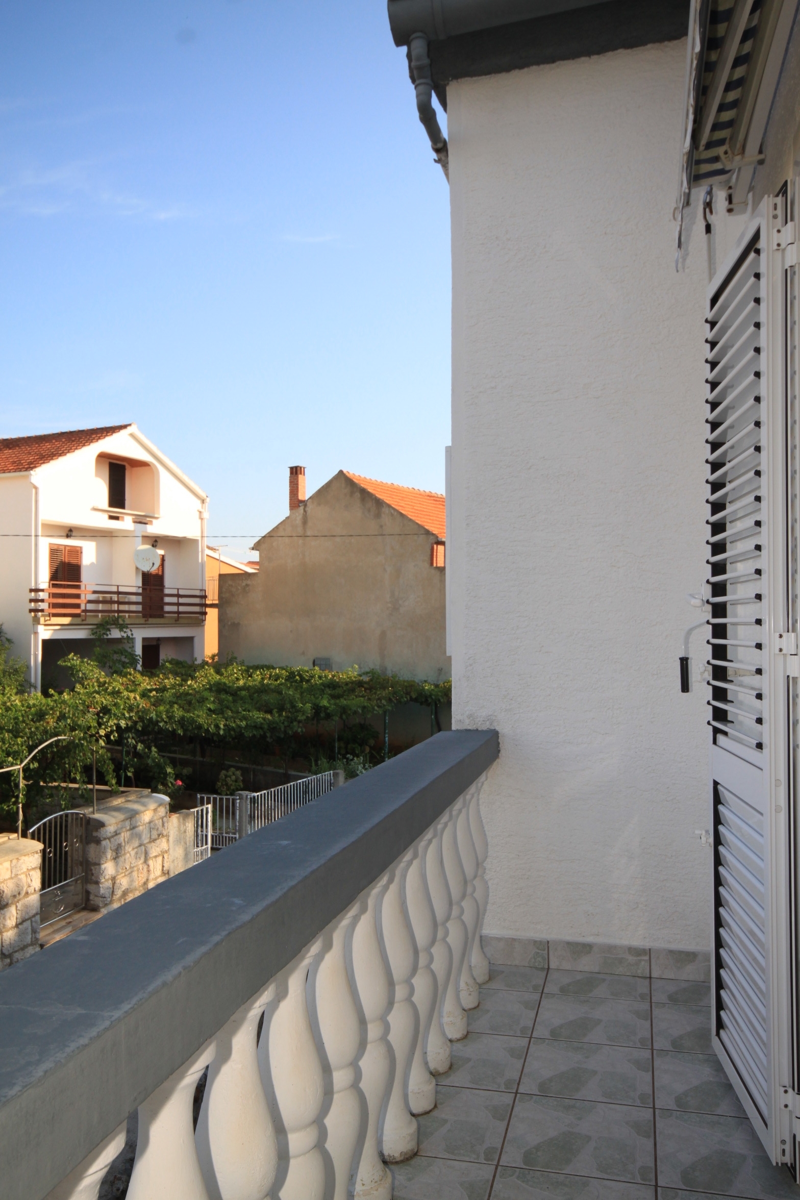 One bedroom apartment with balcony Kukljica, Ugljan  A-a