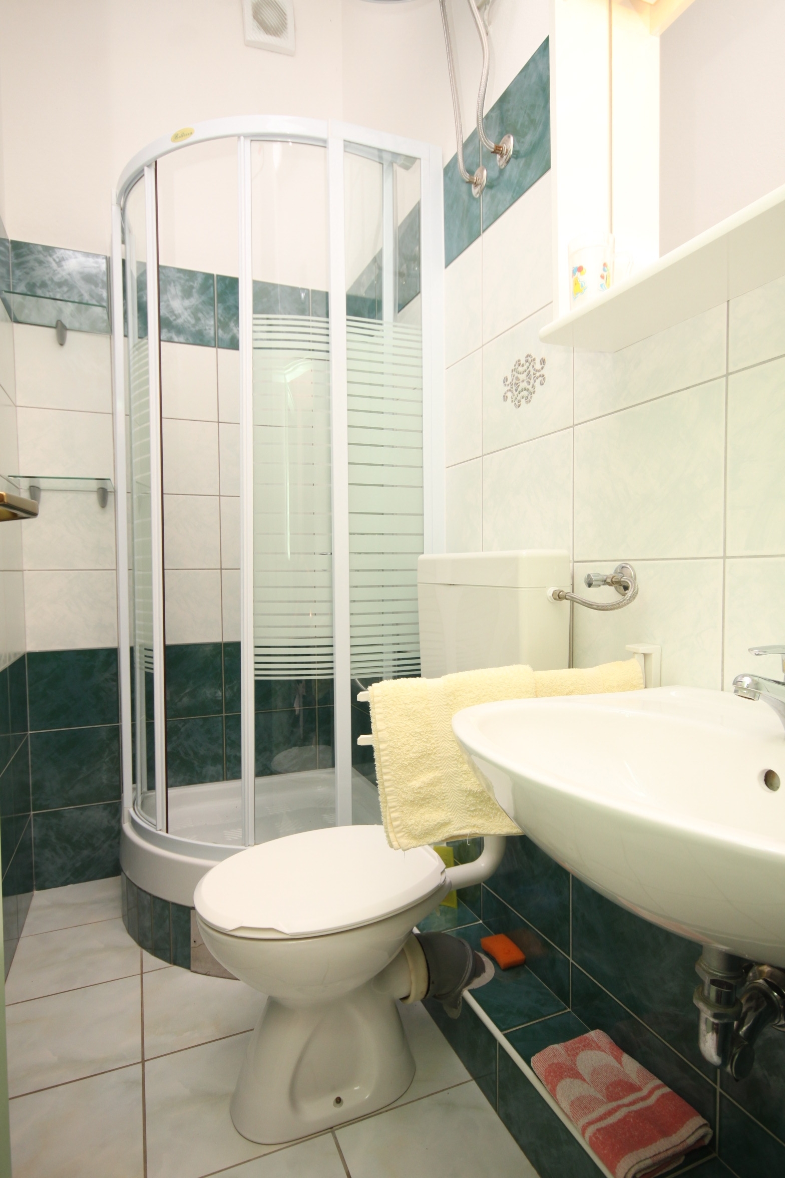 One bedroom apartment with balcony Kukljica, Ugljan  A-a