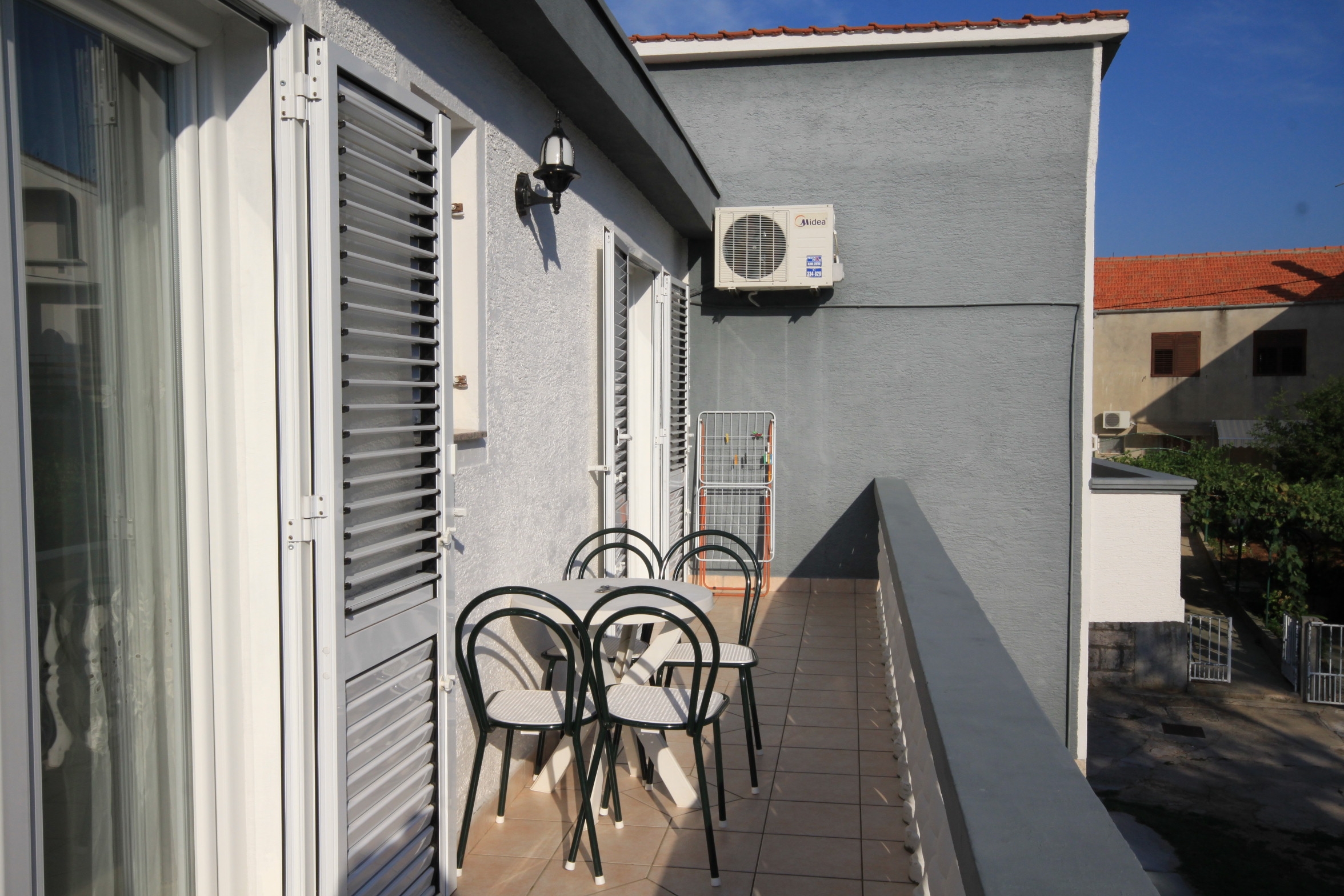 One bedroom apartment with balcony Kukljica, Ugljan  A-c