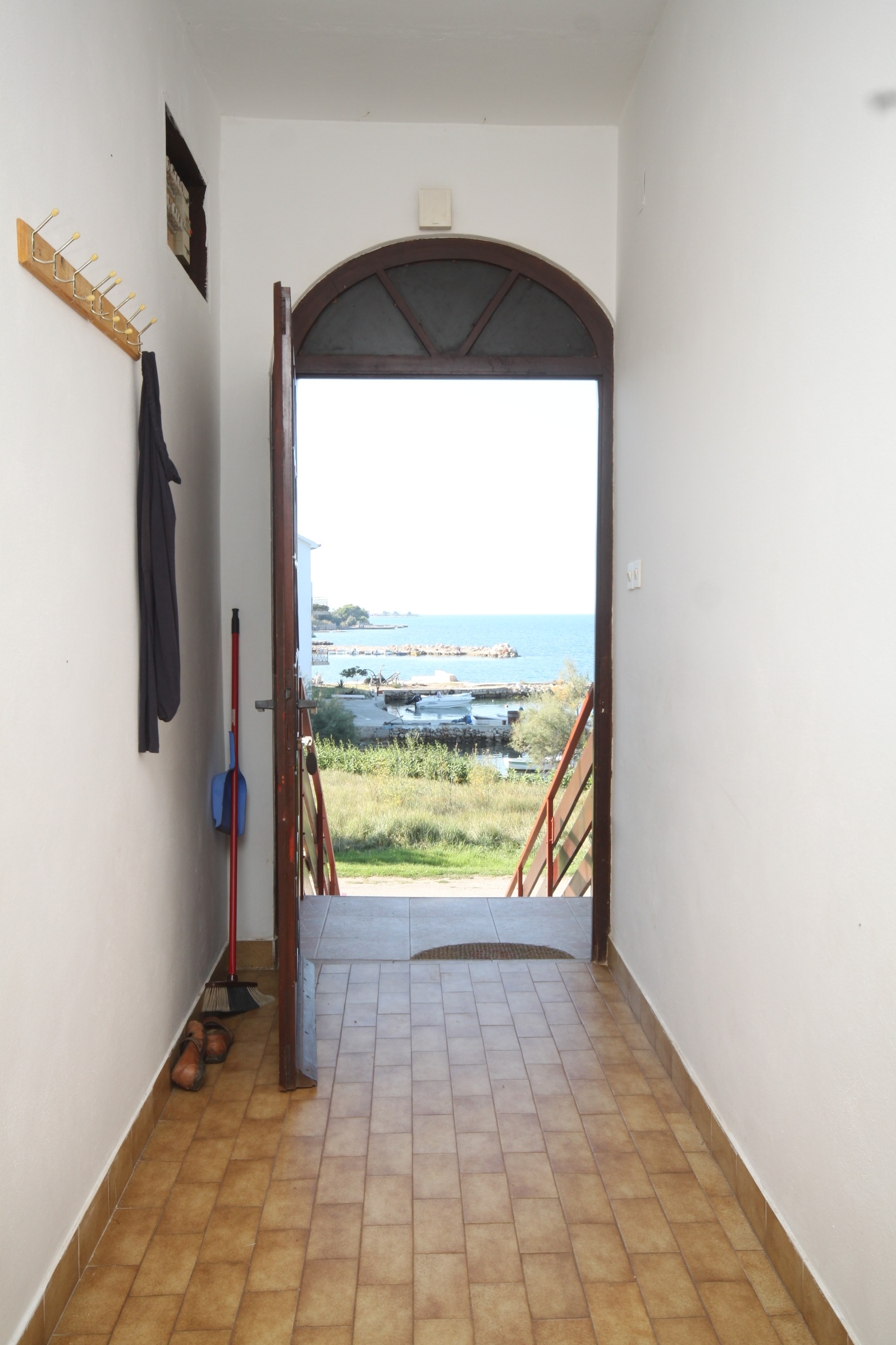 Studio flat with balcony and sea view Neviđane, Pašman  AS-a
