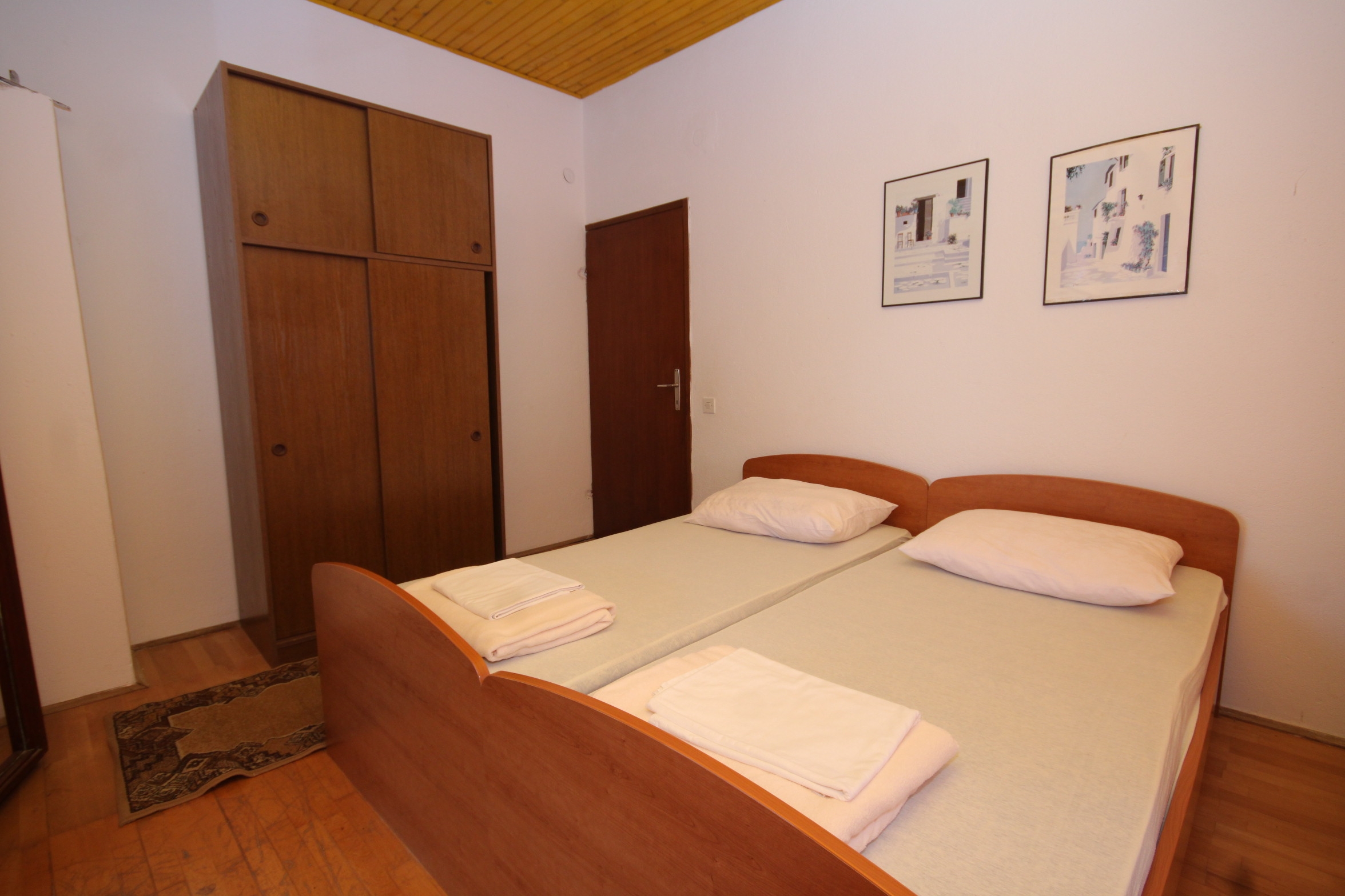 Four bedroom apartment near beach Ždrelac, Pašman  A-b