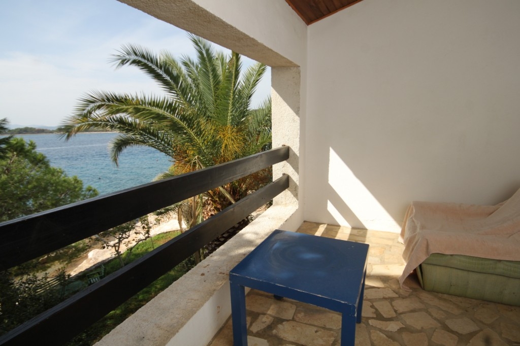 Four bedroom apartment near beach Ždrelac, Pašman  A-b