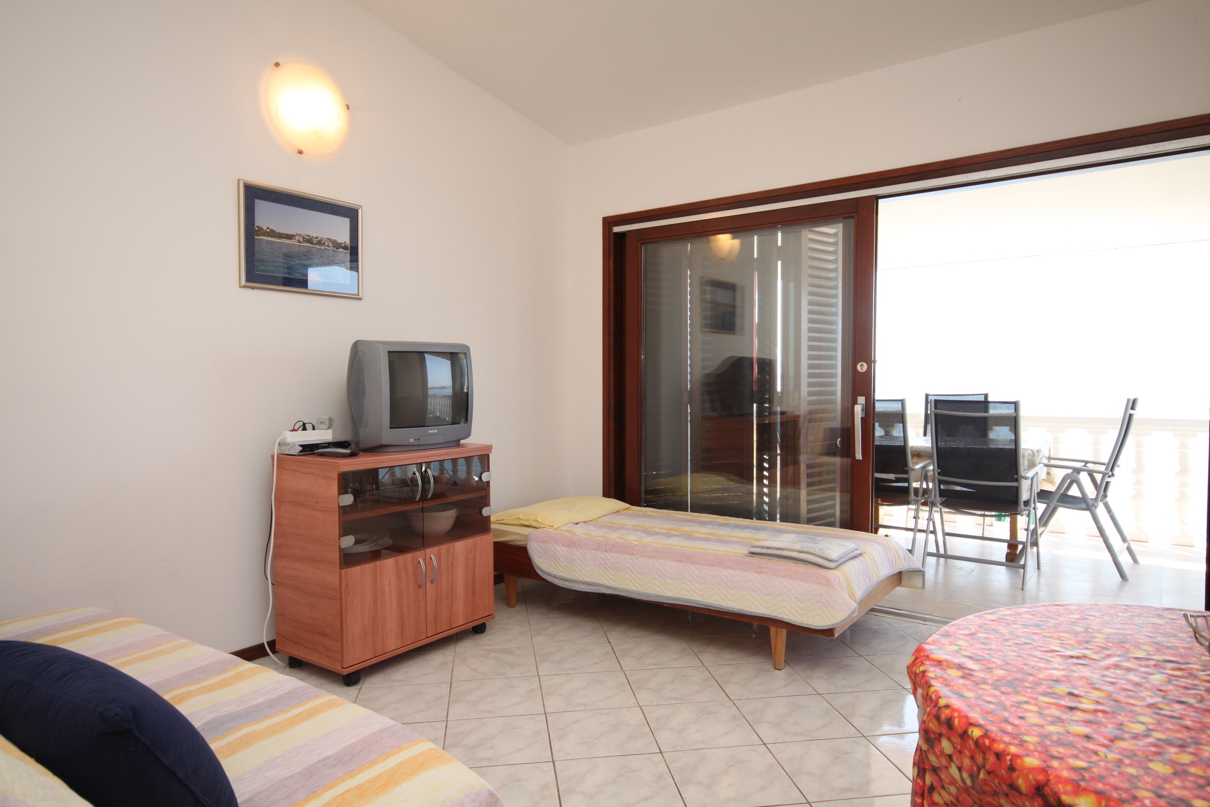 One bedroom apartment near beach Ždrelac, Pašman  A-a