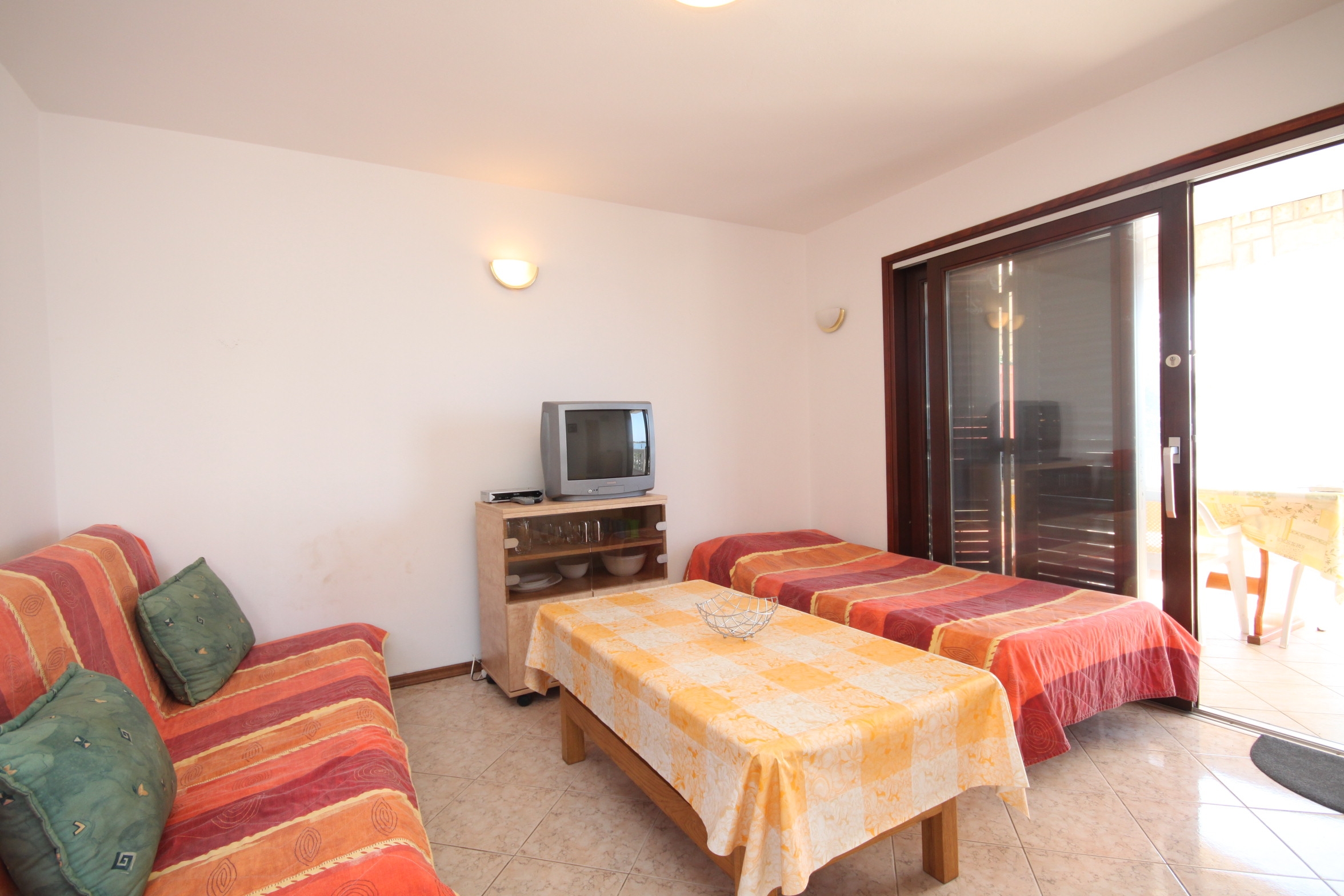One bedroom apartment near beach Ždrelac, Pašman  A-b