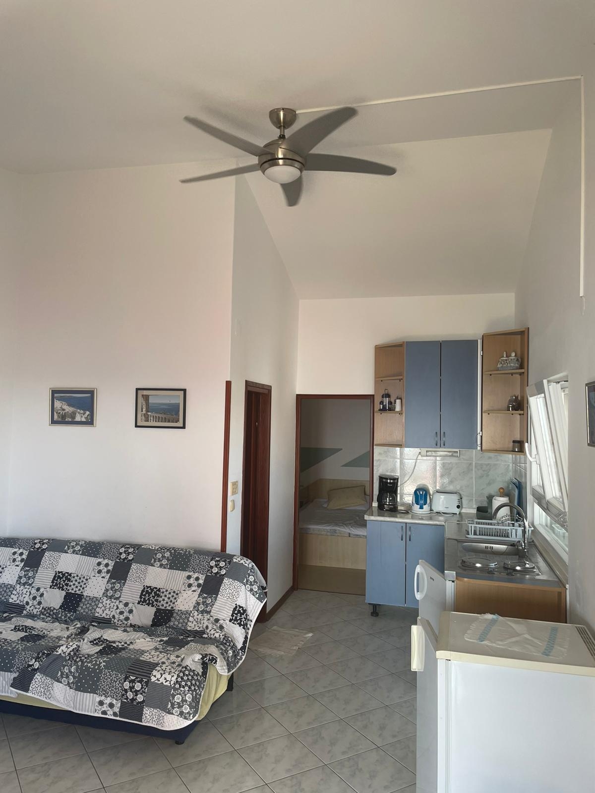 One bedroom apartment near beach Ždrelac, Pašman  A-c