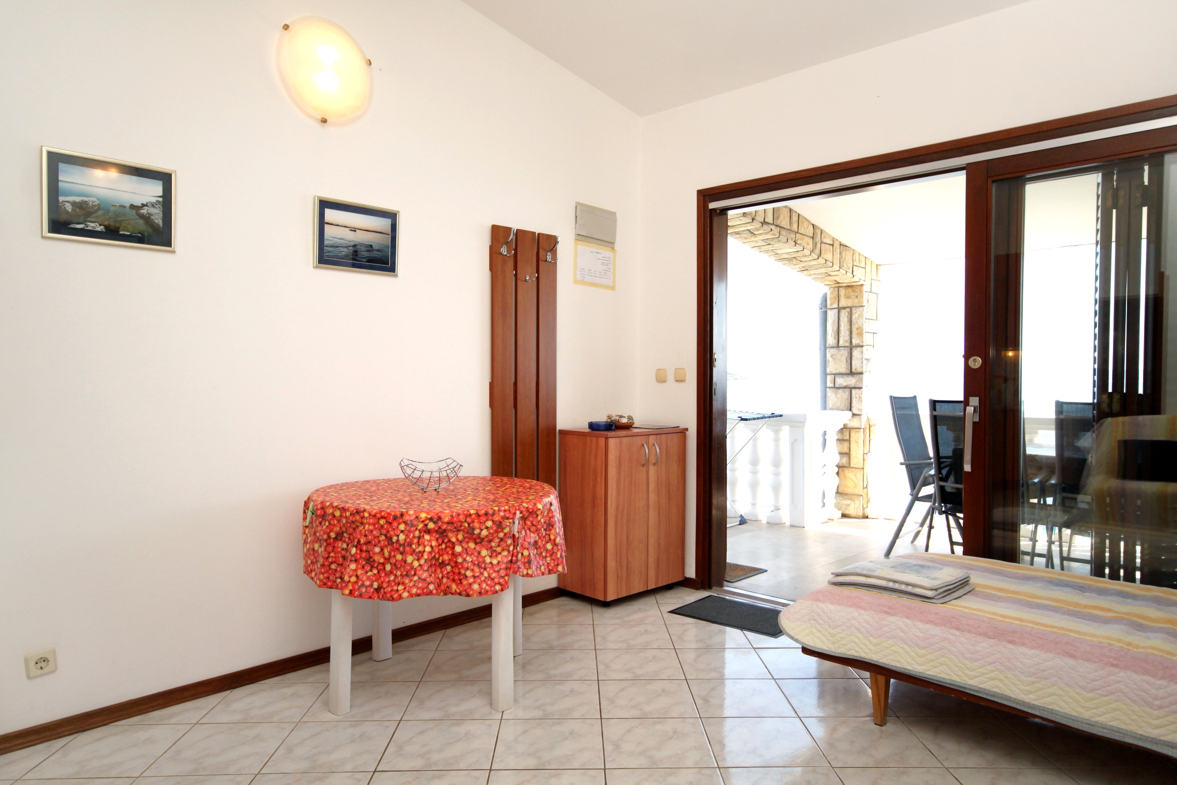 One bedroom apartment near beach Ždrelac, Pašman  A-c
