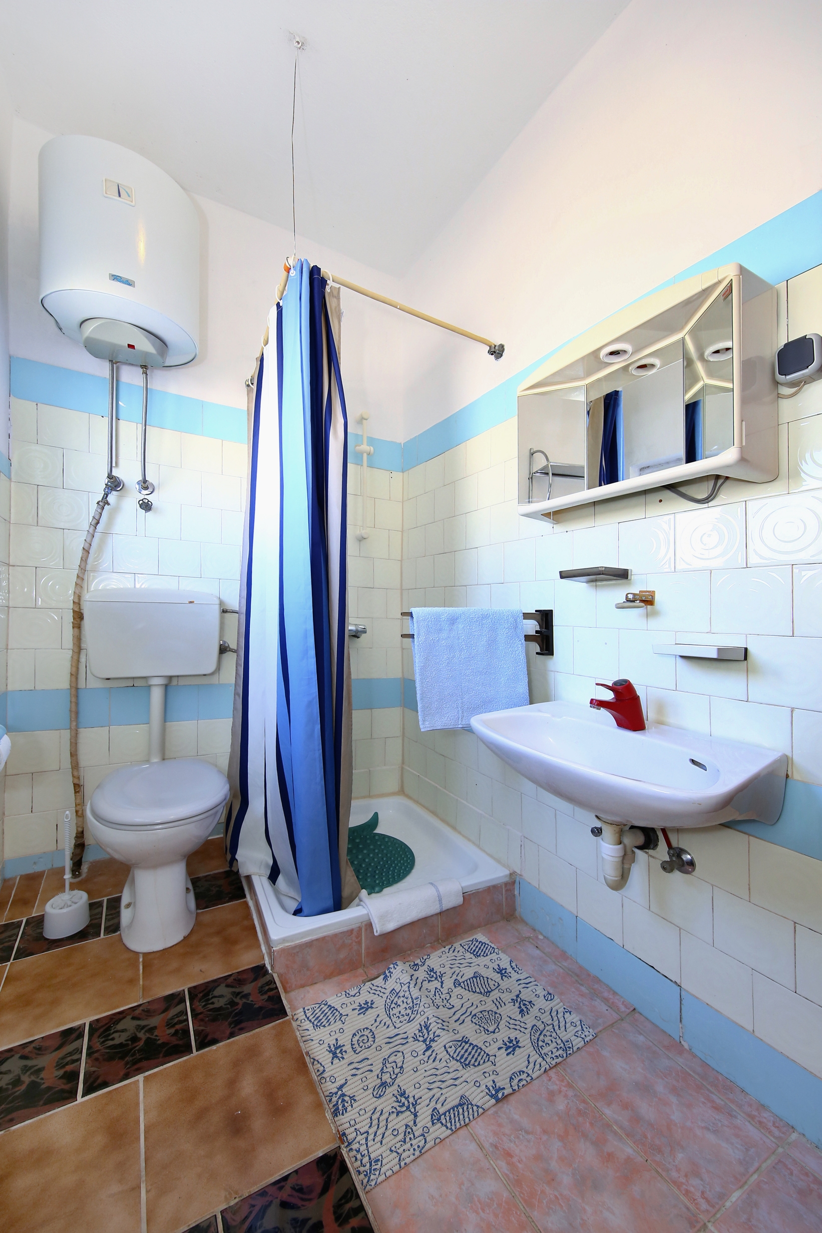 Two bedroom apartment with terrace and sea view Tkon, Pašman  A-a