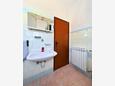 Tkon, Bathroom in the apartment, (pet friendly) and WiFi.