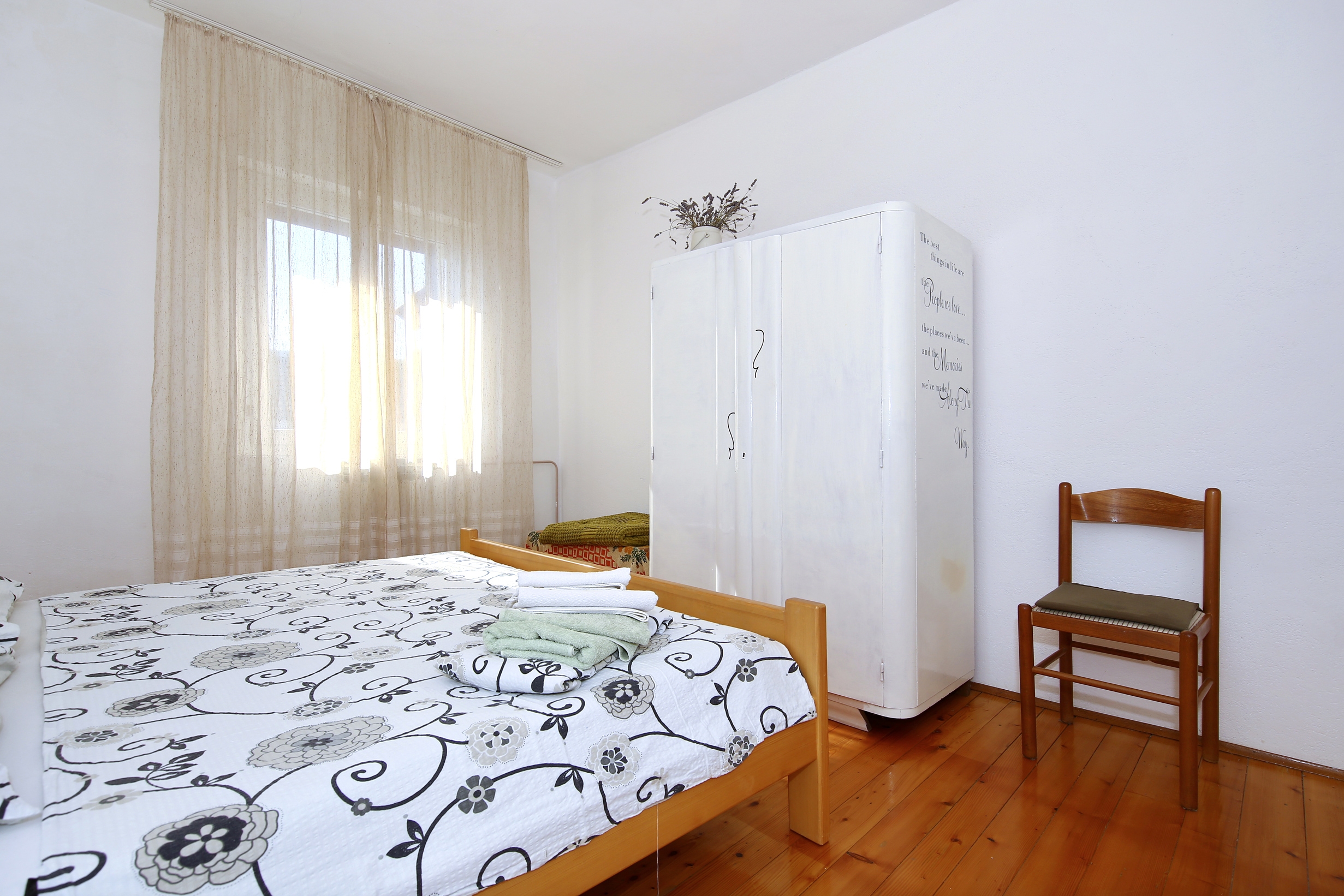 Two bedroom apartment with terrace and sea view Tkon, Pašman  A-a