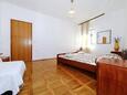 Tkon, Bedroom 1 in the apartment, (pet friendly) and WiFi.