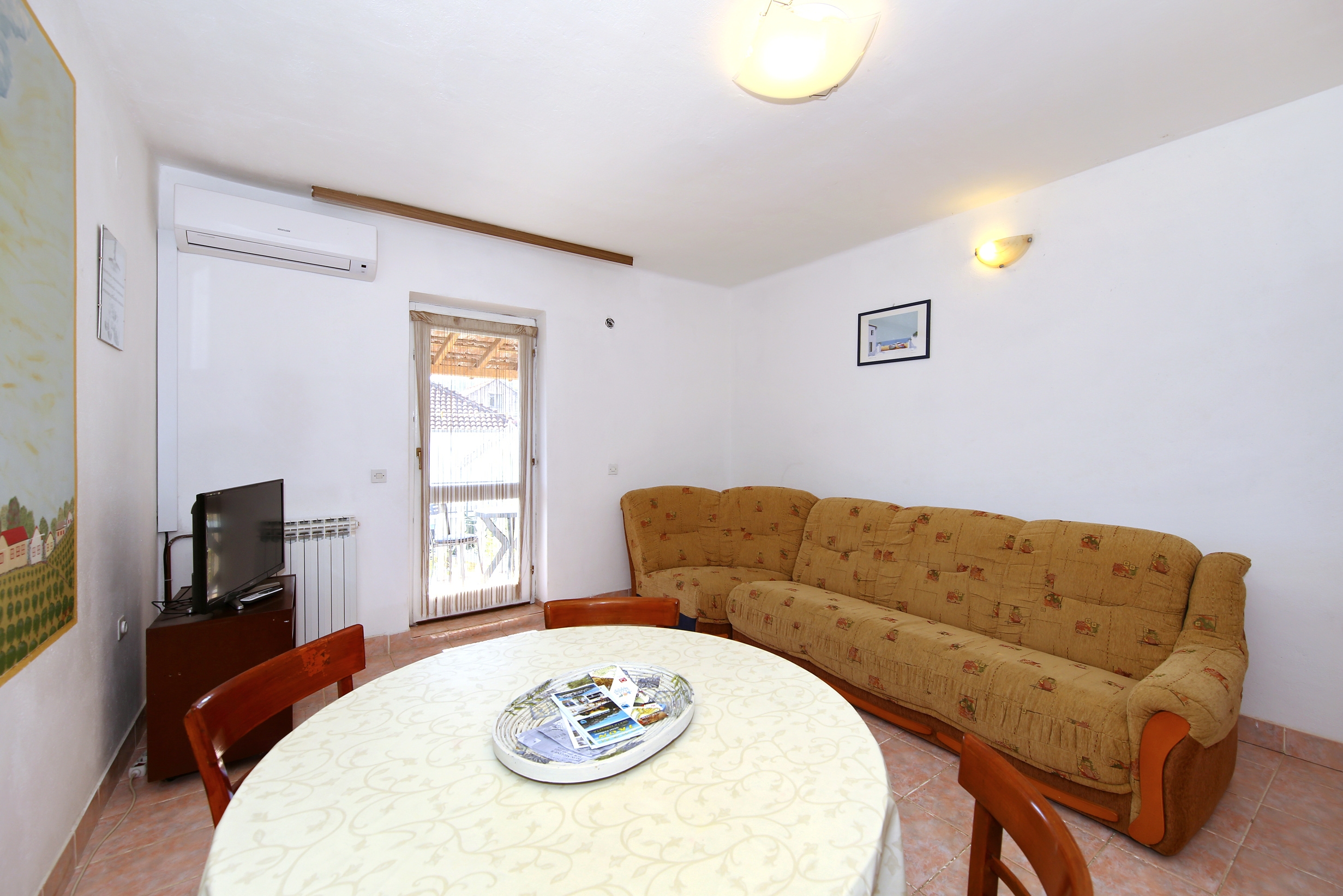 Two bedroom apartment with terrace and sea view Tkon, Pašman (A-8411-a)