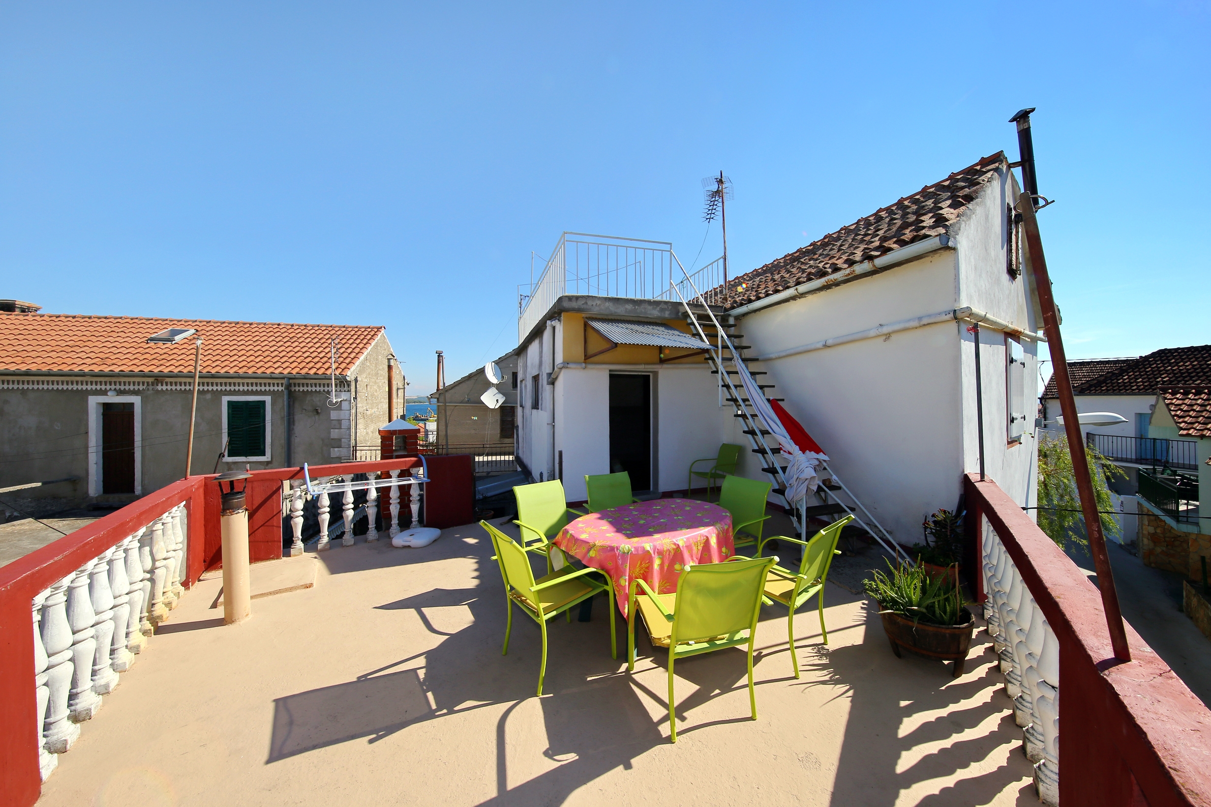 Two bedroom apartment with terrace and sea view Tkon, Pašman  A-a