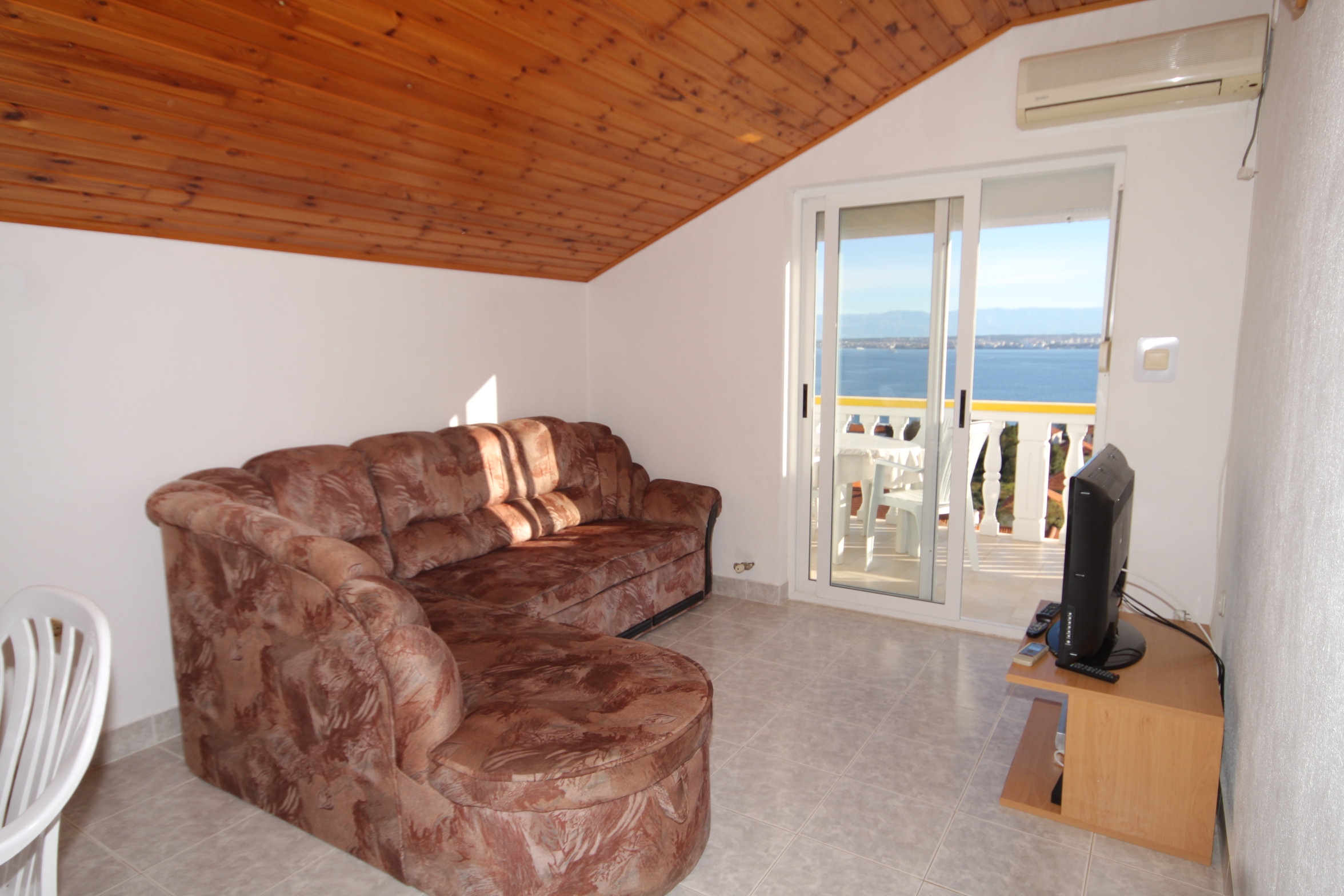One bedroom apartment with terrace and sea view Preko, Ugljan (A-8417-b)