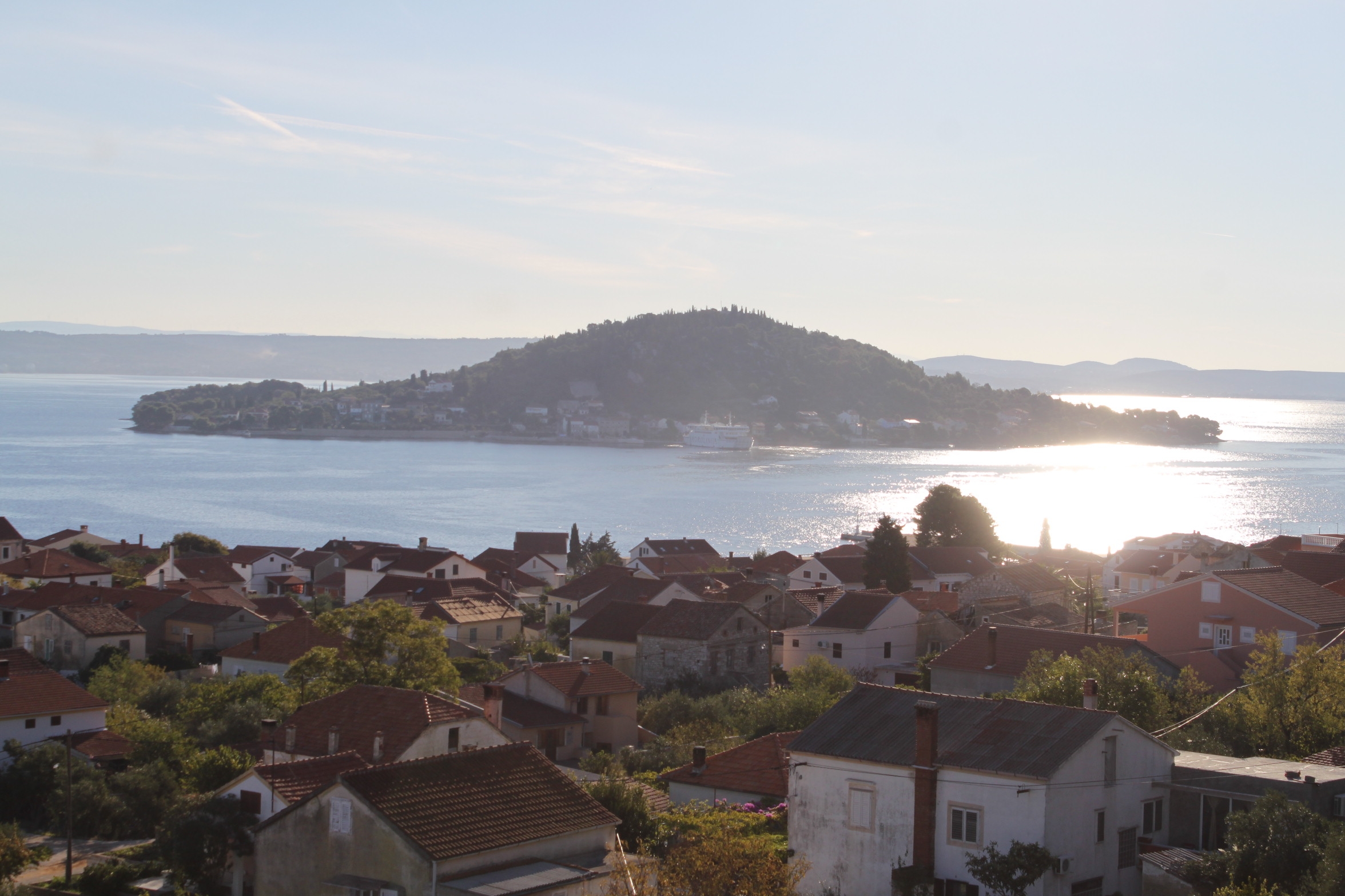 One bedroom apartment with terrace and sea view Preko, Ugljan  A-b