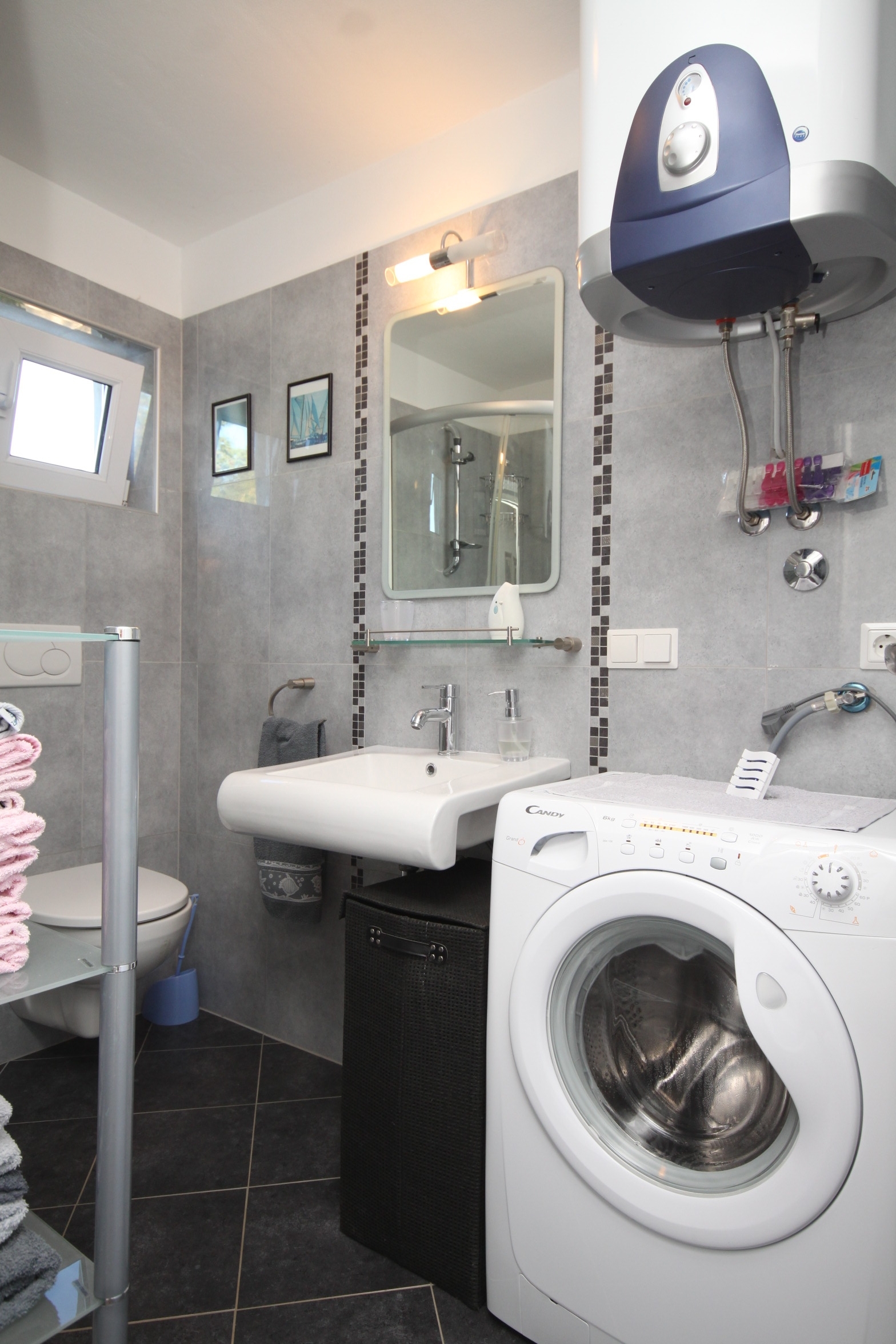 One bedroom apartment with terrace and sea view Ždrelac, Pašman  A-a
