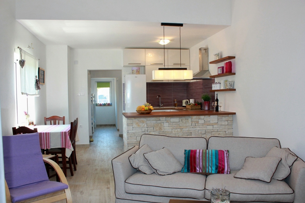 Studio flat with terrace and sea view Ždrelac, Pašman (AS-8424-b)