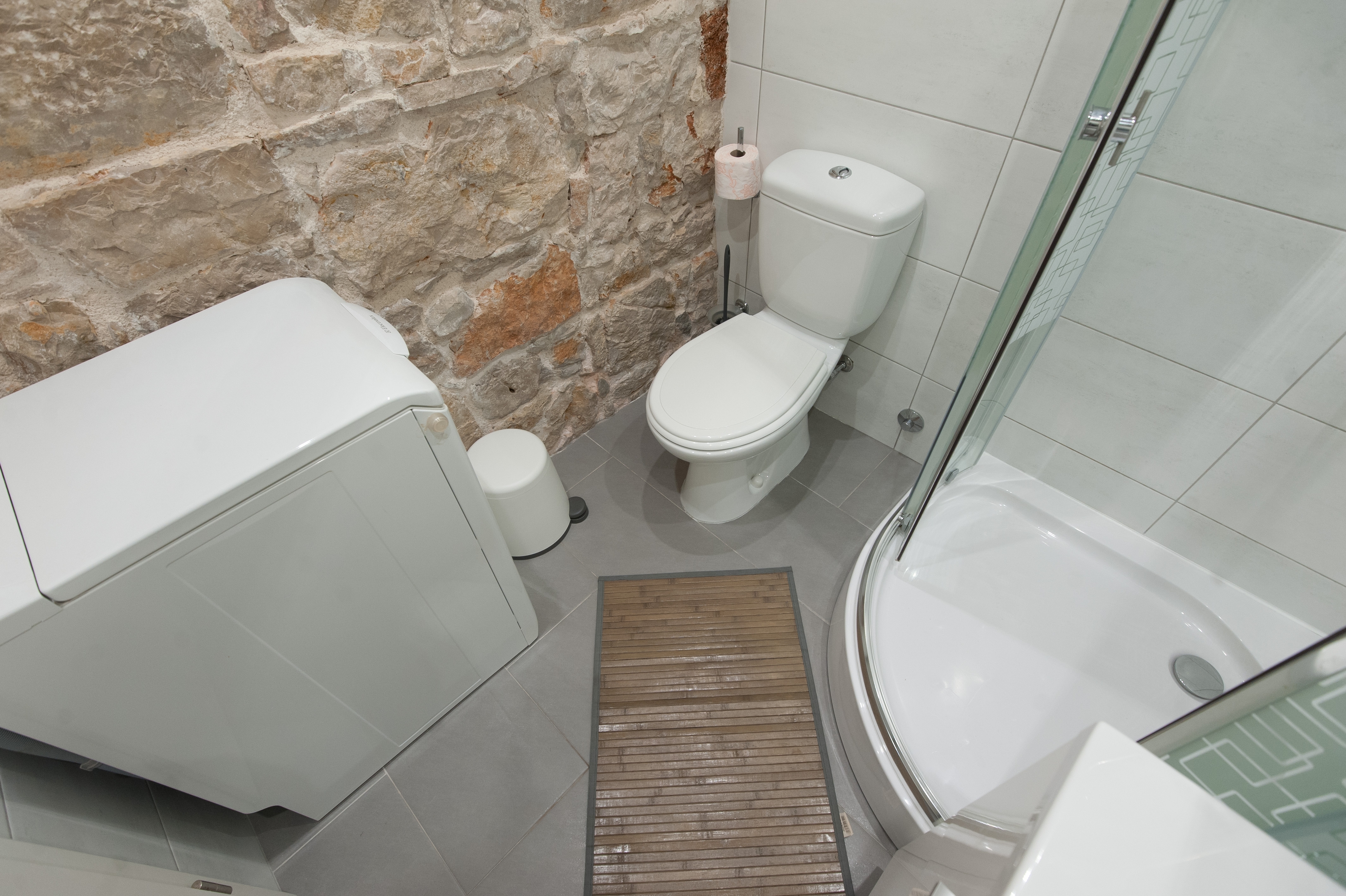 Two bedroom apartment near beach Poljana, Ugljan  A-a