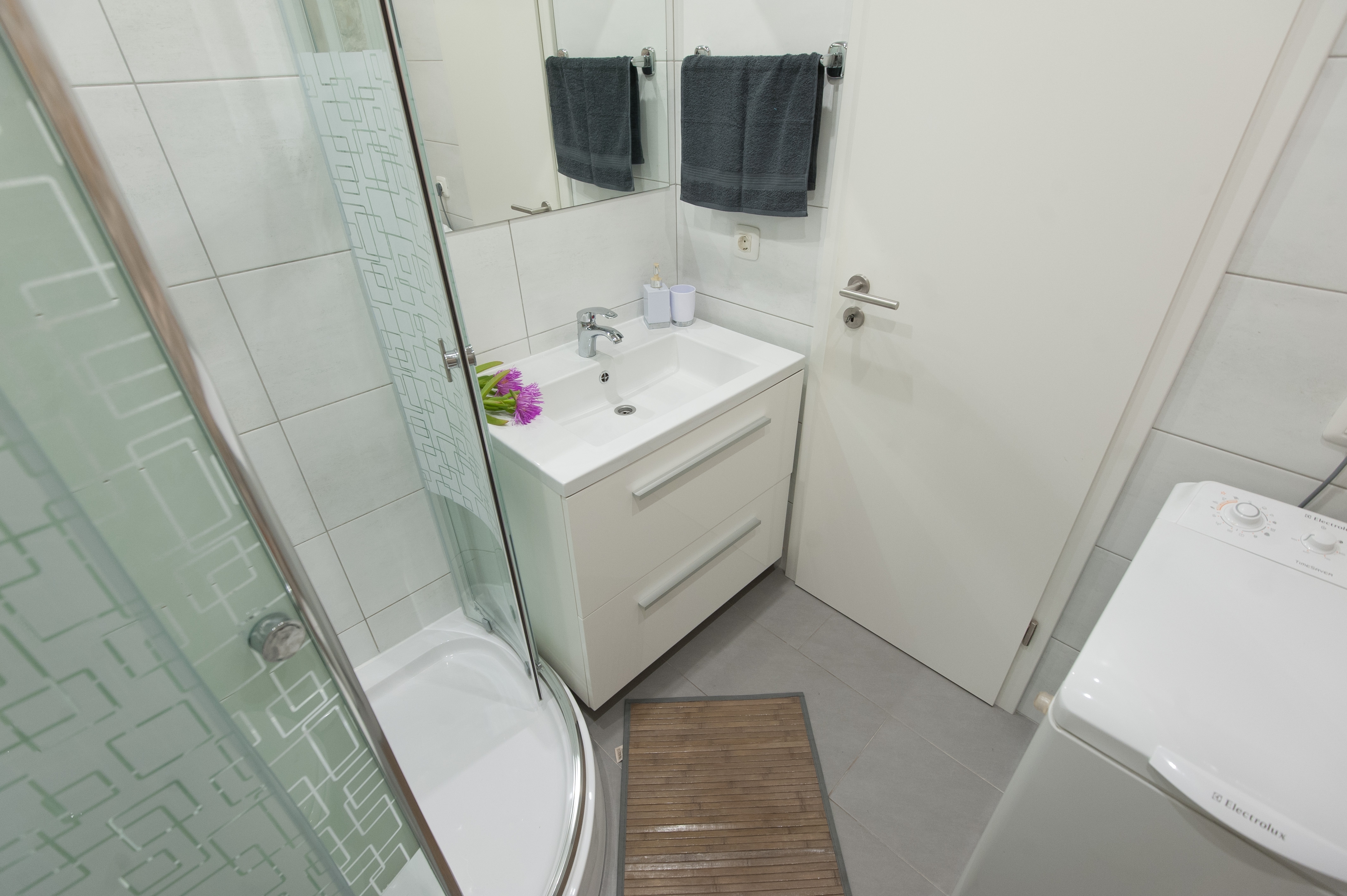 Two bedroom apartment near beach Poljana, Ugljan  A-a