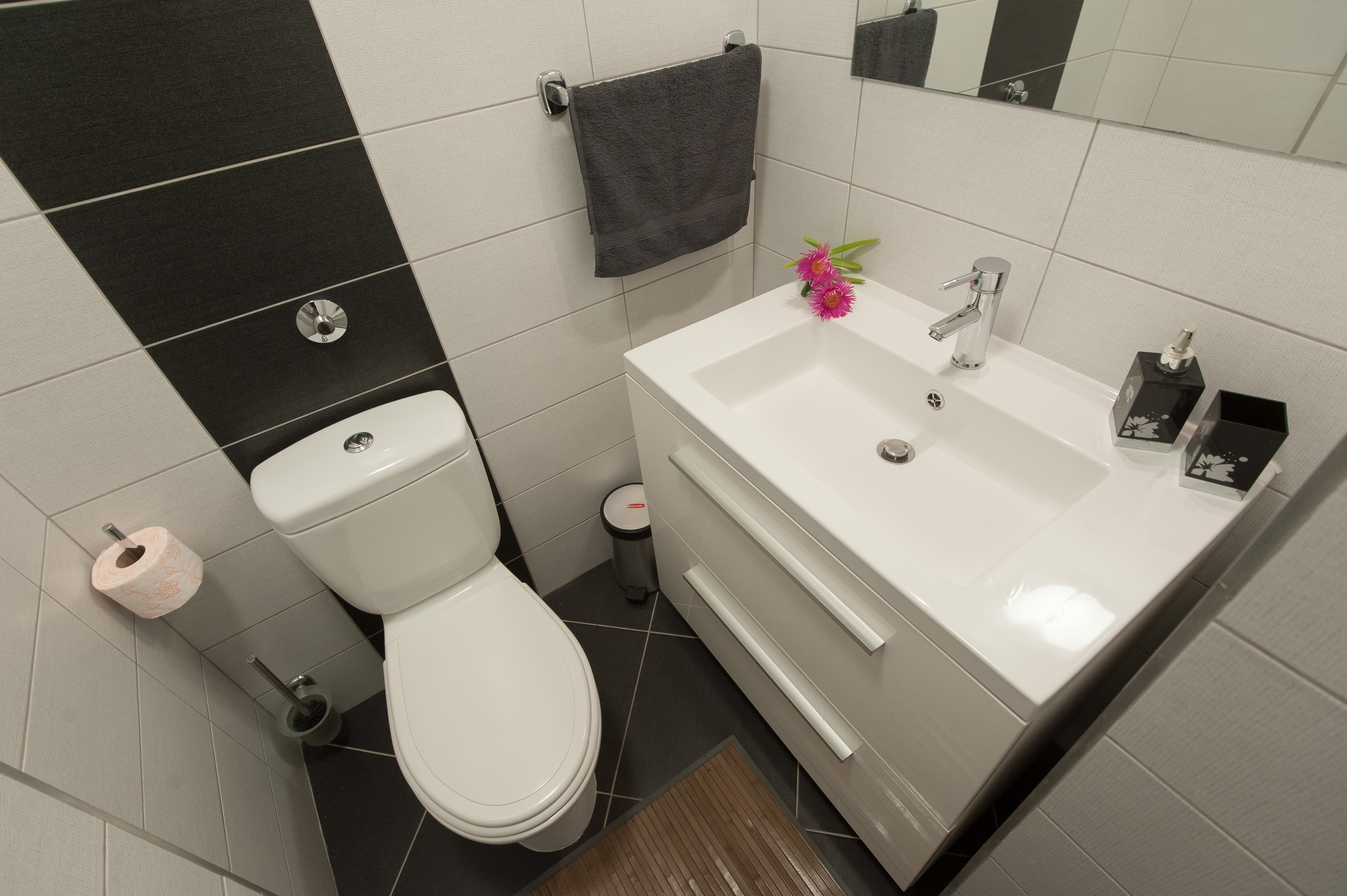 Two bedroom apartment near beach Poljana, Ugljan  A-a
