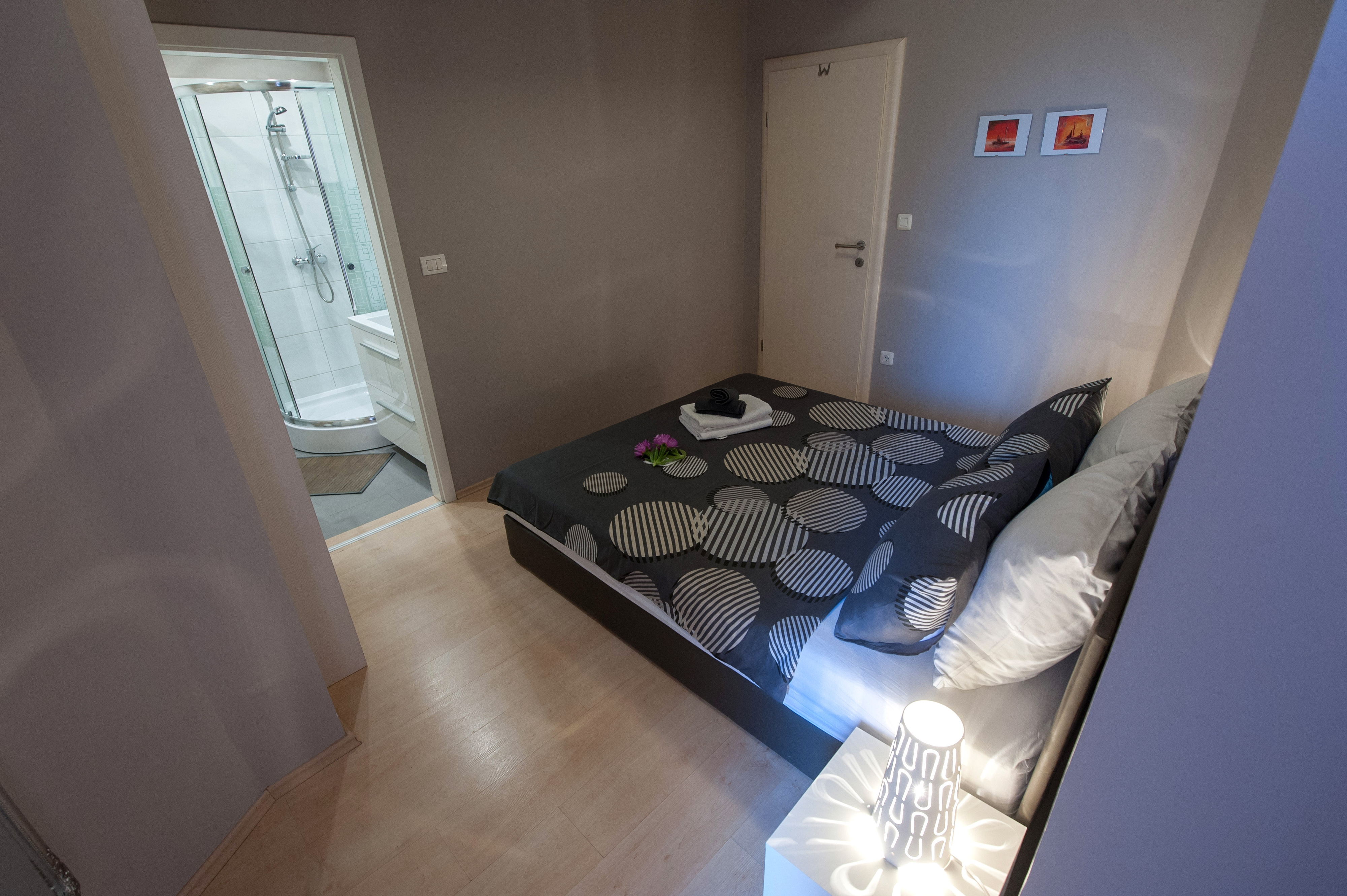 Two bedroom apartment near beach Poljana, Ugljan  A-a