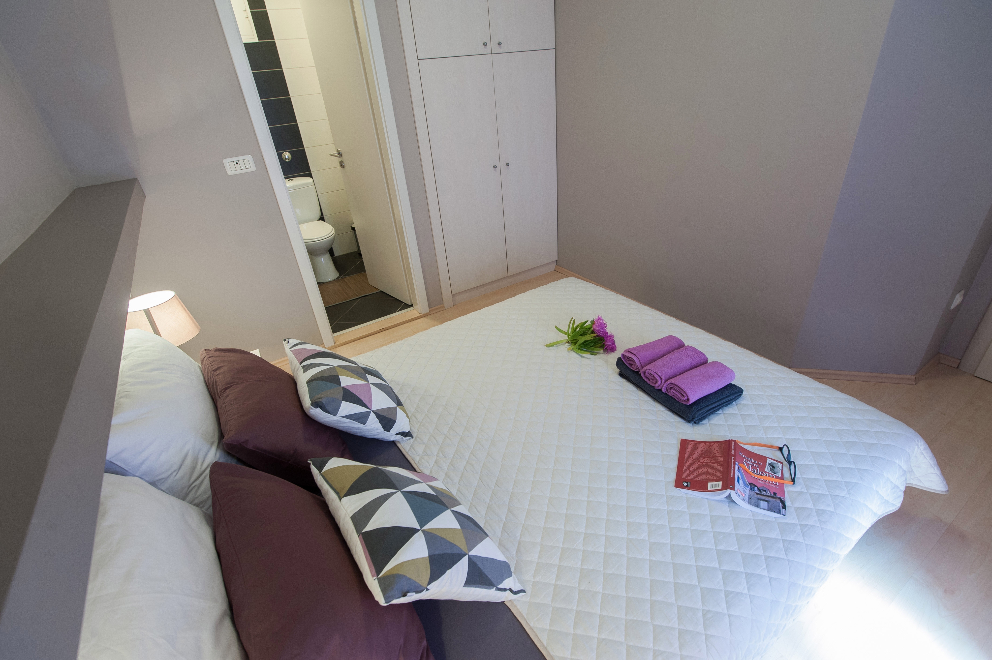 Two bedroom apartment near beach Poljana, Ugljan  A-a