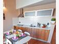 Poljana, Кухня в размещении типа apartment, WiFi.