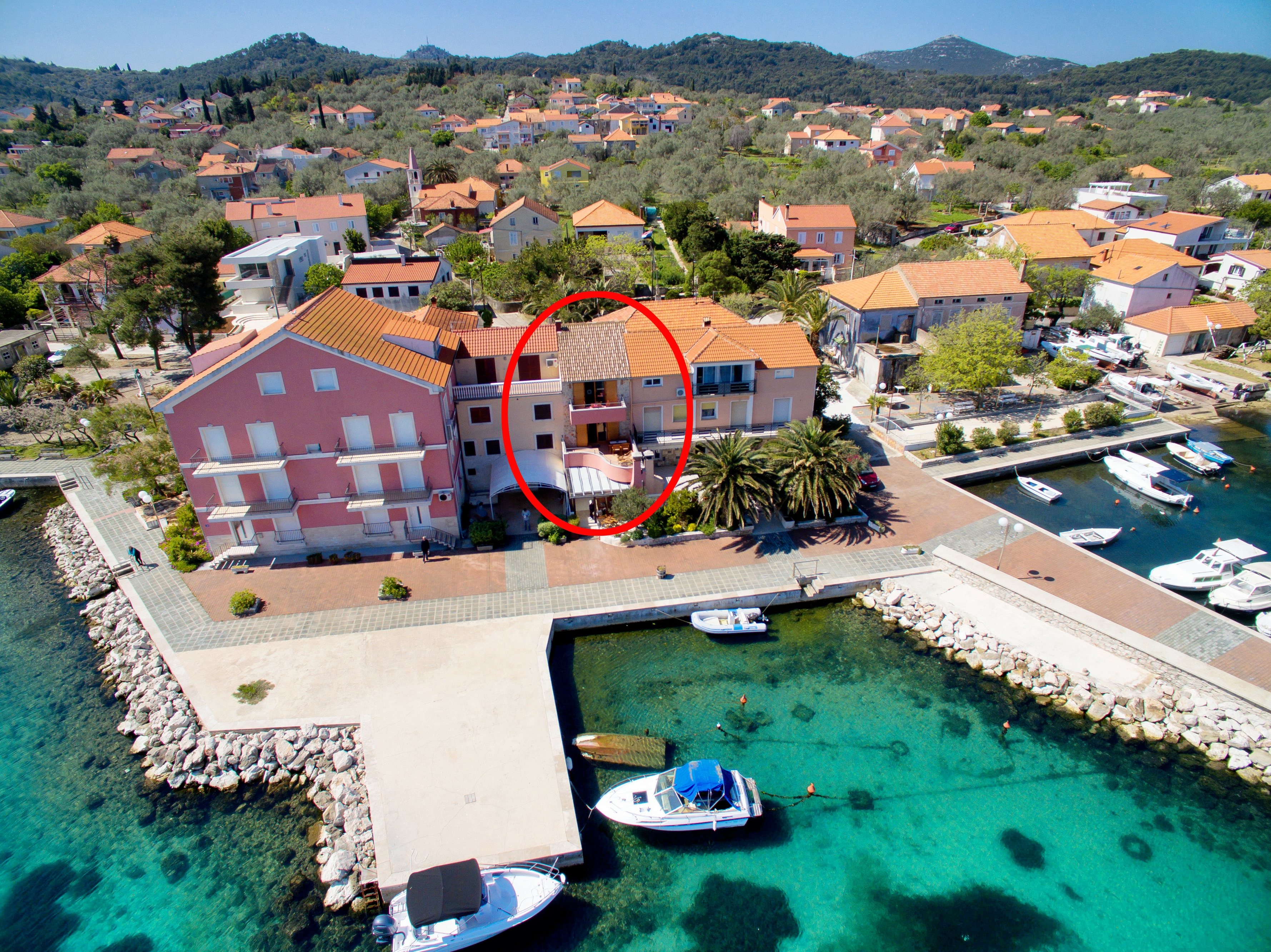 Dvosobni apartman uz plažu Poljana, Ugljan  A-a
