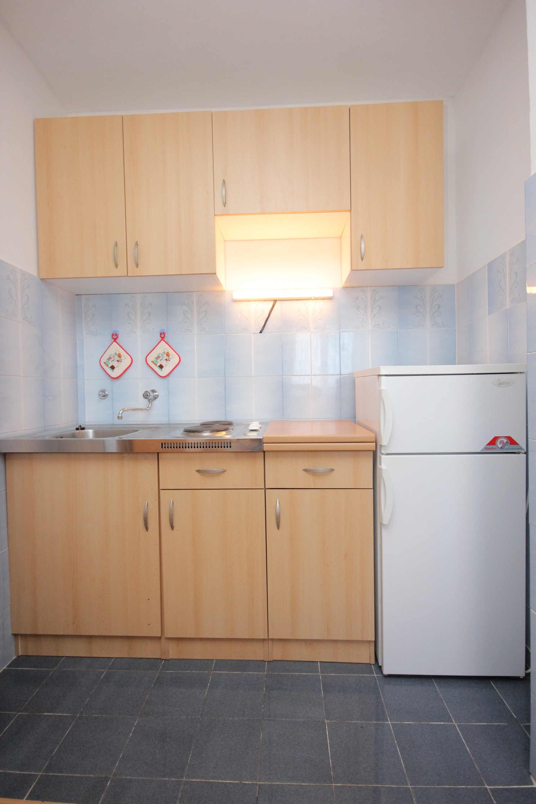 One bedroom apartment with balcony Vis (A-8435-a)