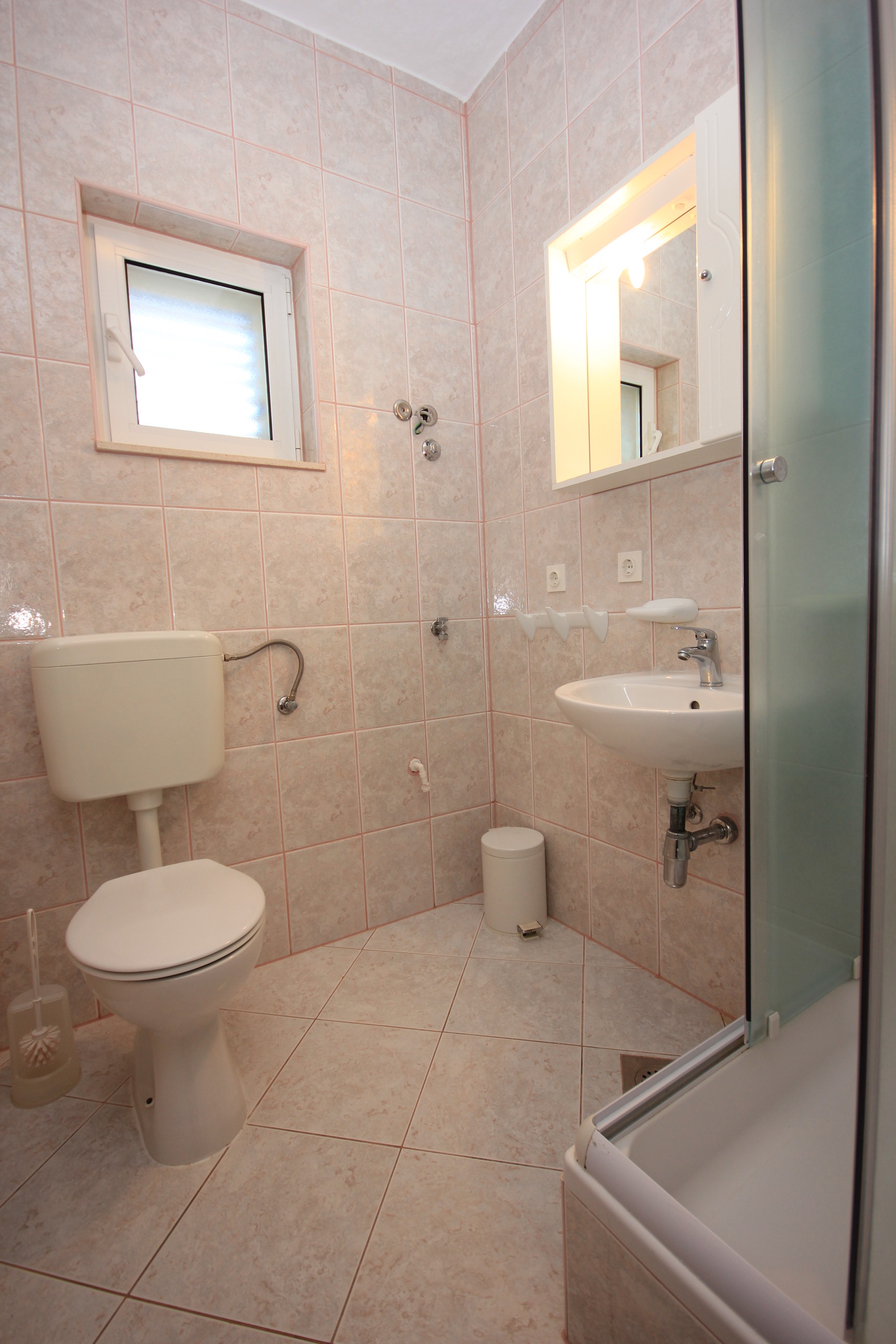 Two bedroom apartment with terrace and sea view Okrug Gornji, Čiovo (A-8440-d)