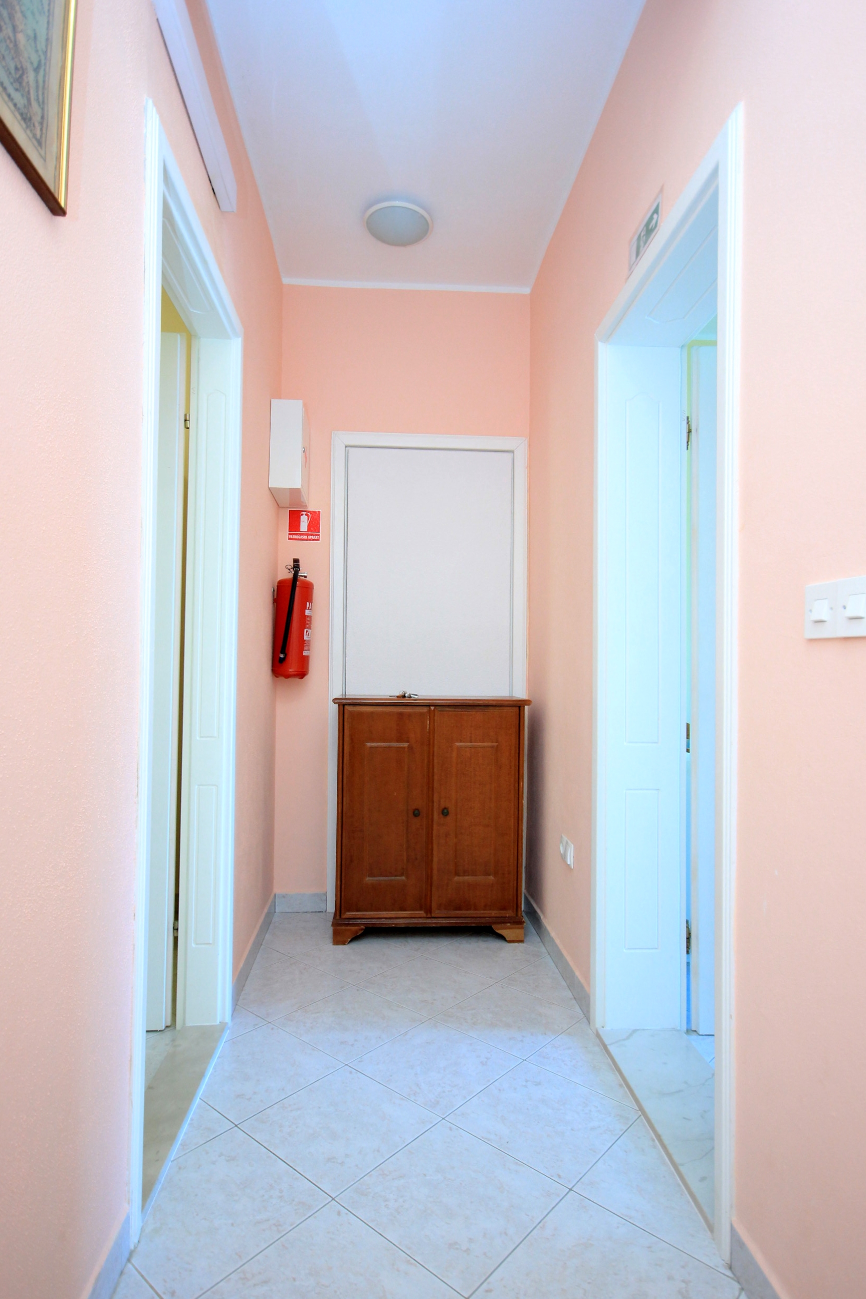 Two bedroom apartment with terrace and sea view Okrug Gornji, Čiovo (A-8440-d)