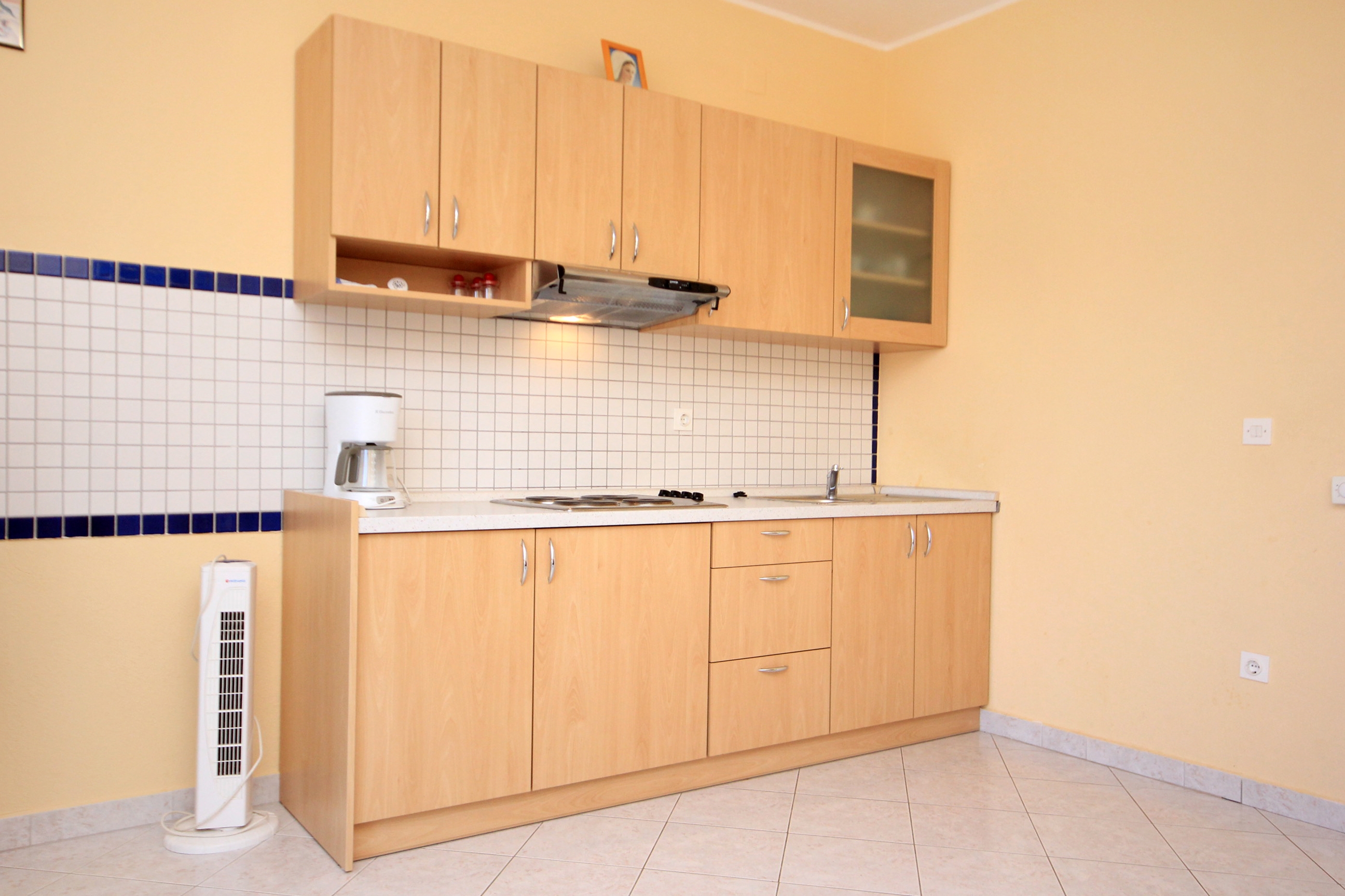 Two bedroom apartment with terrace and sea view Okrug Gornji, Čiovo (A-8440-d)