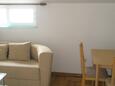 Dining room Podstrana, Dining room in the apartment, WiFi.