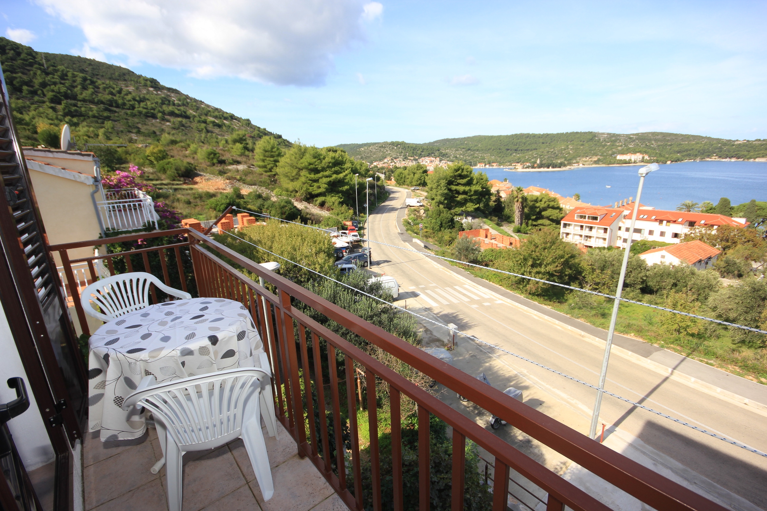 One bedroom apartment with balcony and sea view Vis (A-8448-b) One bedroom apartment with balcony and sea view Vis (A-8448-b)