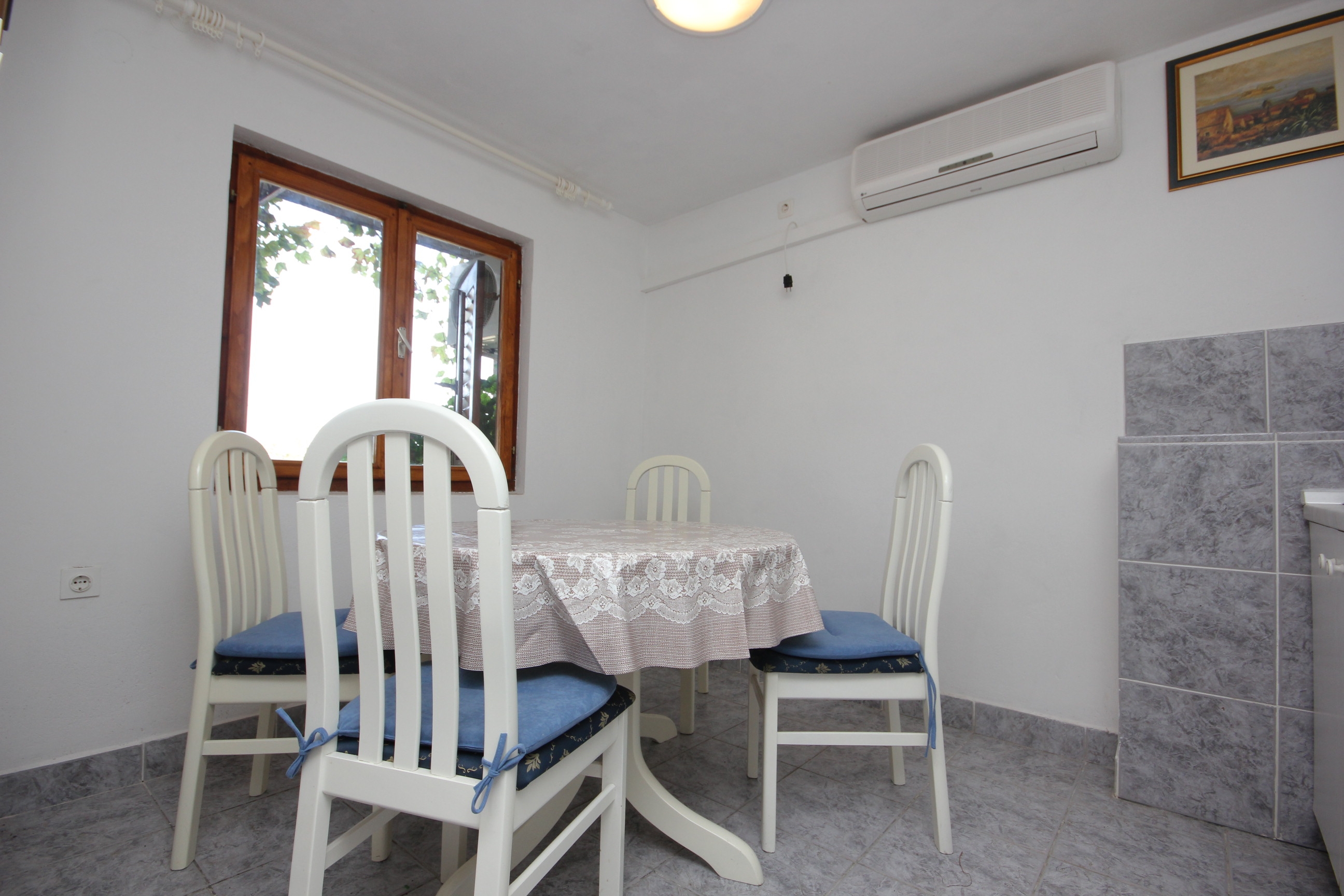 Two bedroom apartment with terrace and sea view Vis (A-8448-c)