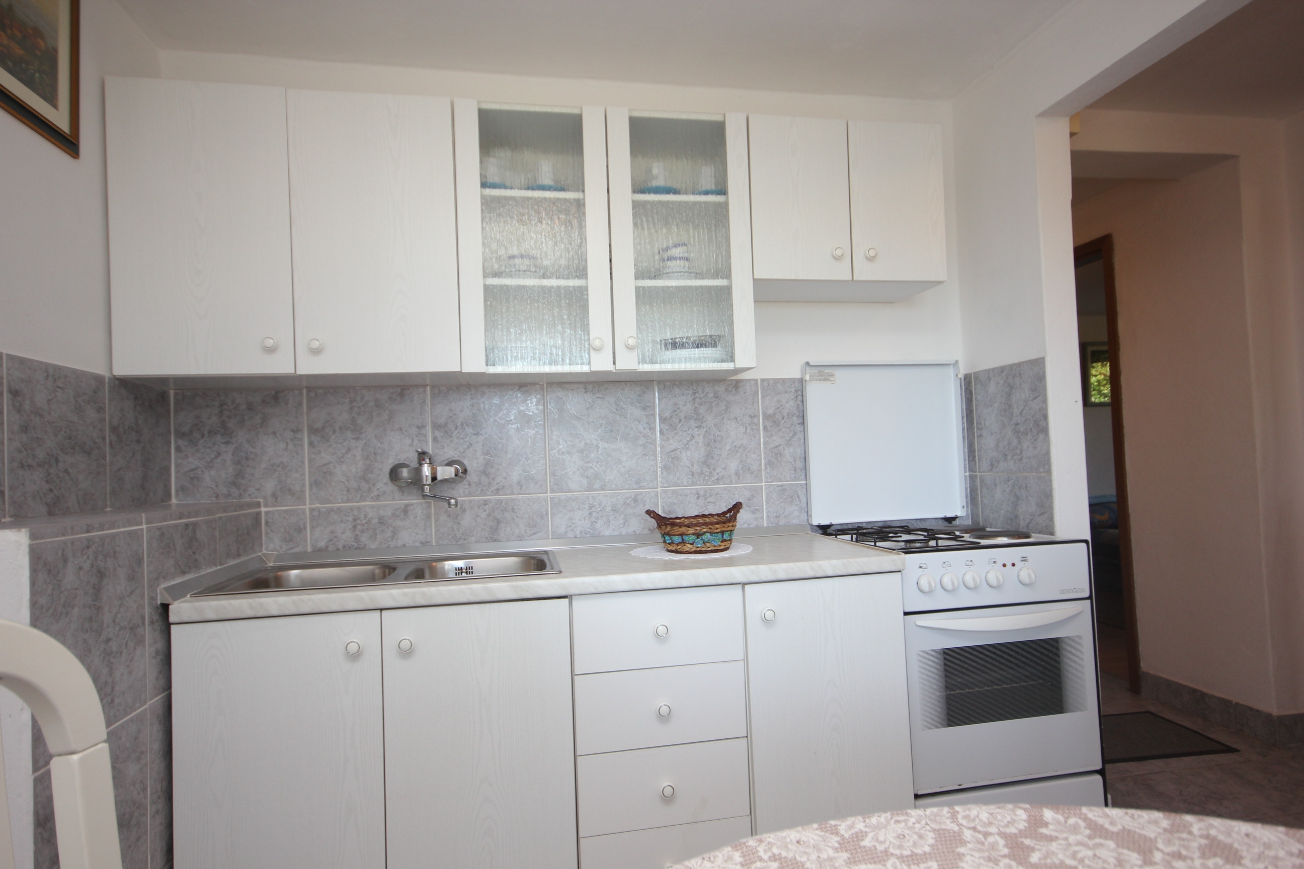 Two bedroom apartment with terrace and sea view Vis (A-8448-c)