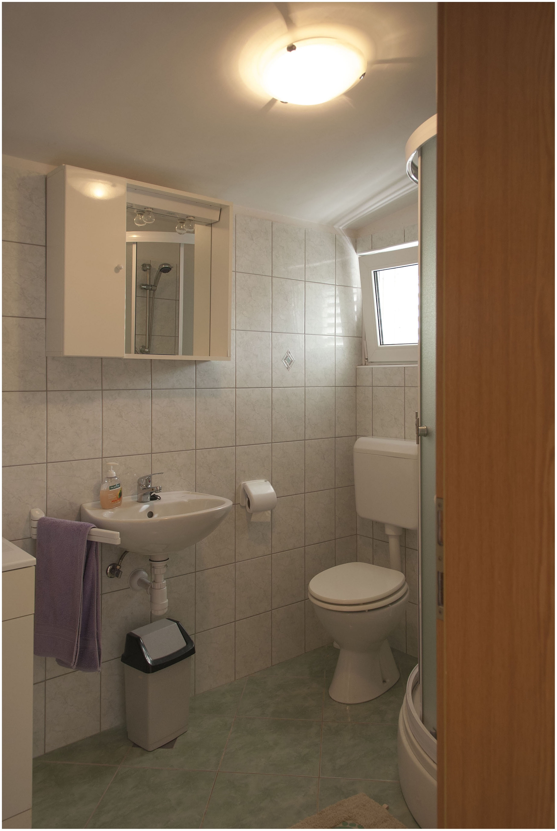 One bedroom apartment with terrace and sea view Cove Mala Lamjana, Ugljan (A-8449-b)